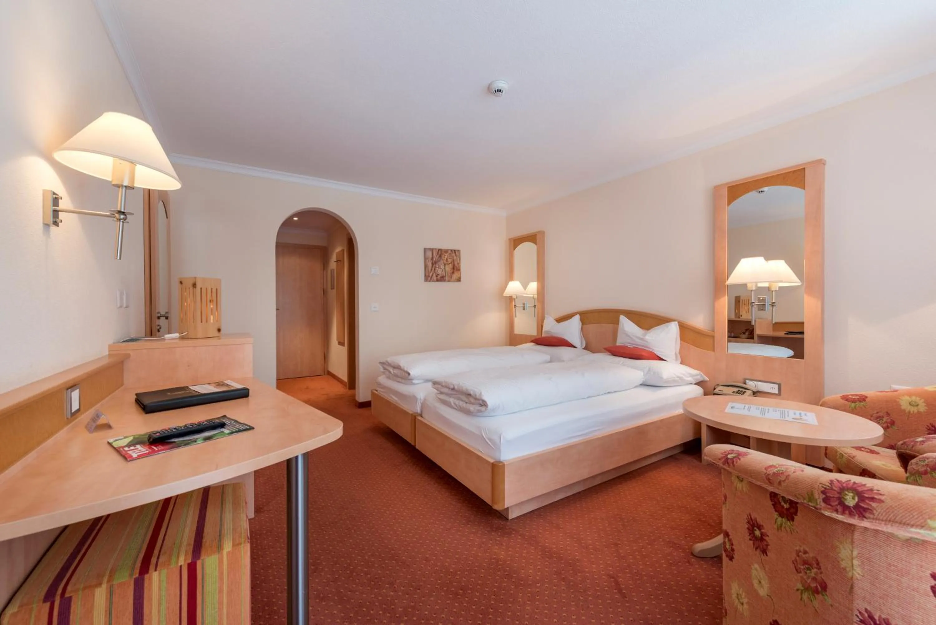 Bedroom, Bed in Alpenresort Eienwäldli Engelberg