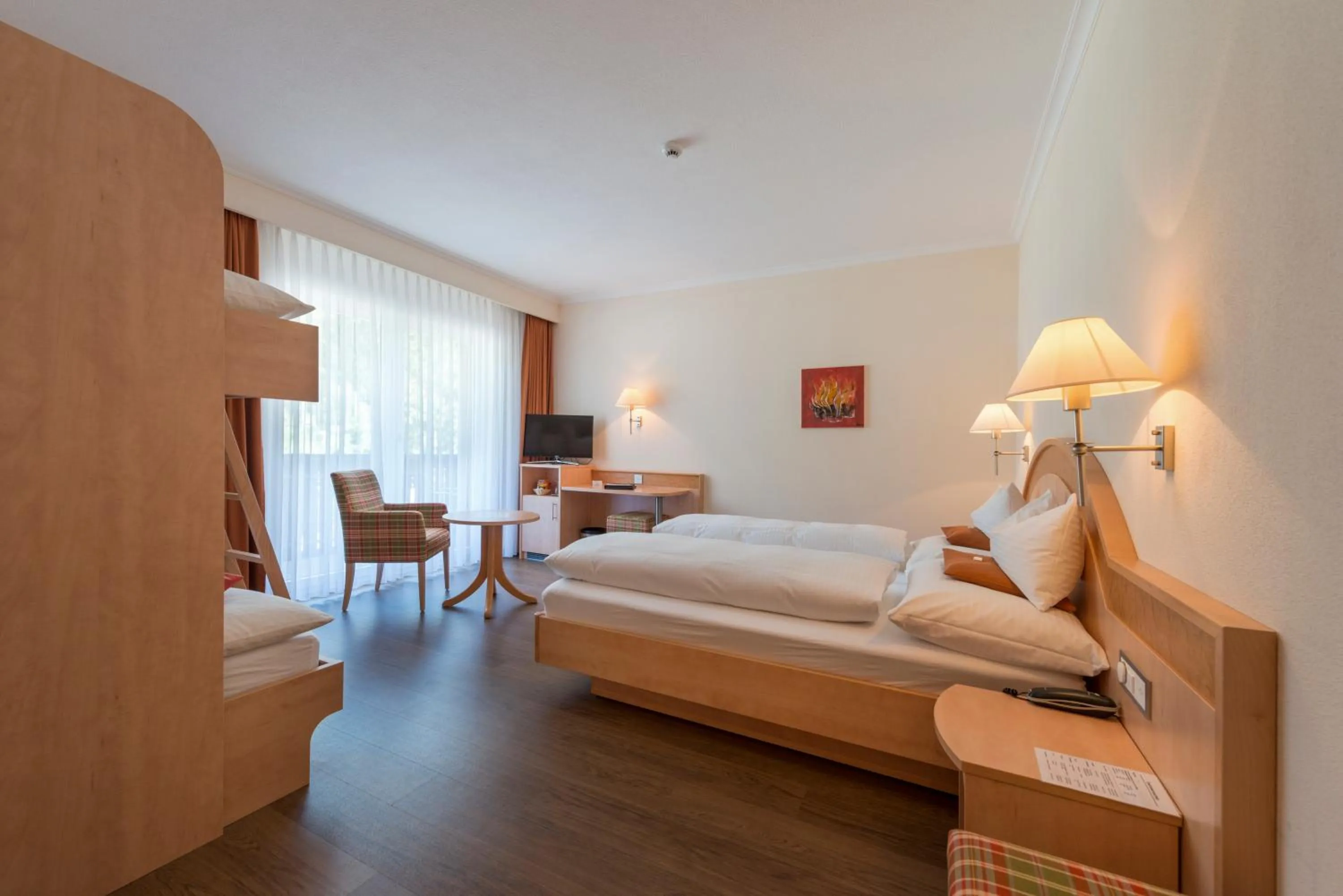 Bedroom, Bed in Alpenresort Eienwäldli Engelberg