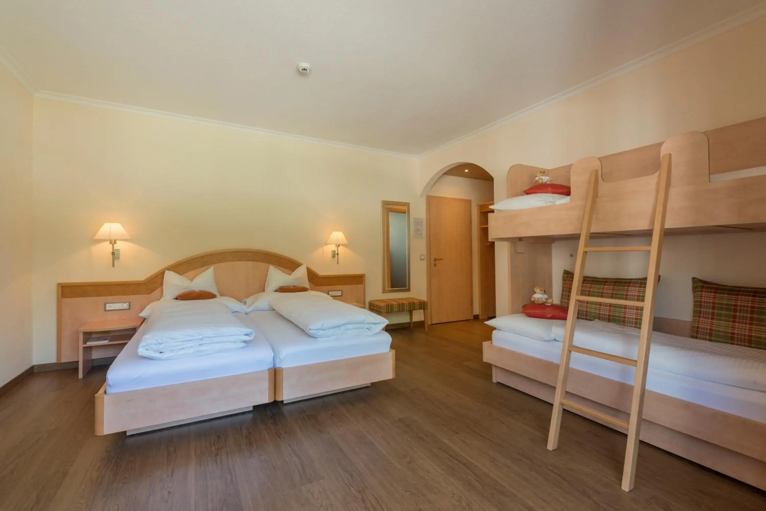 Superior Double Room in Alpenresort Eienwäldli Engelberg Superior Double Room in Alpenresort Eienwäldli Engelberg