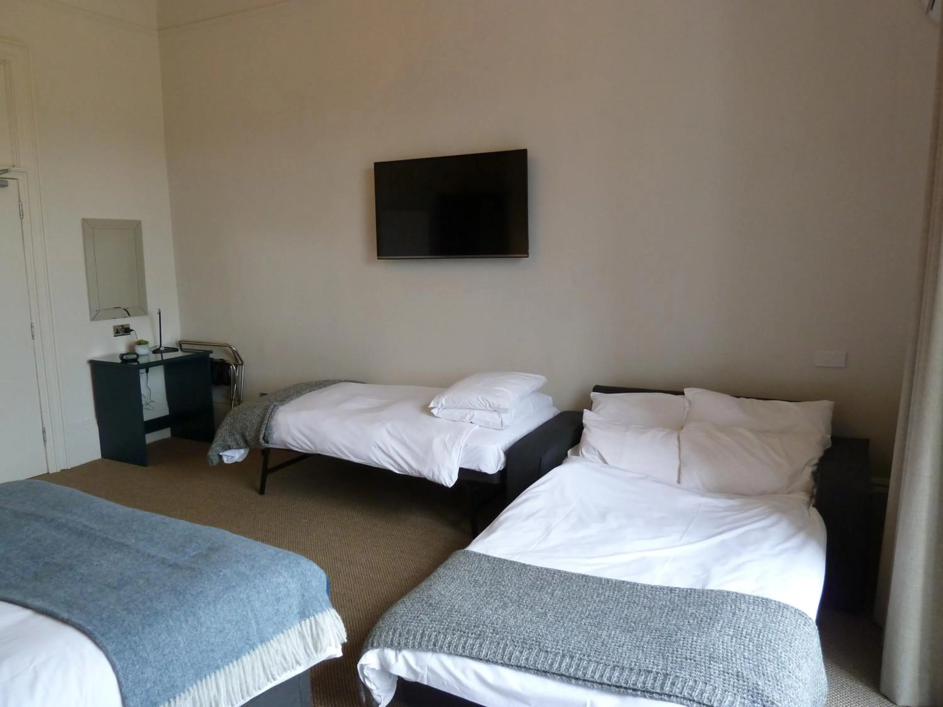 Bed in Edgar Townhouse
