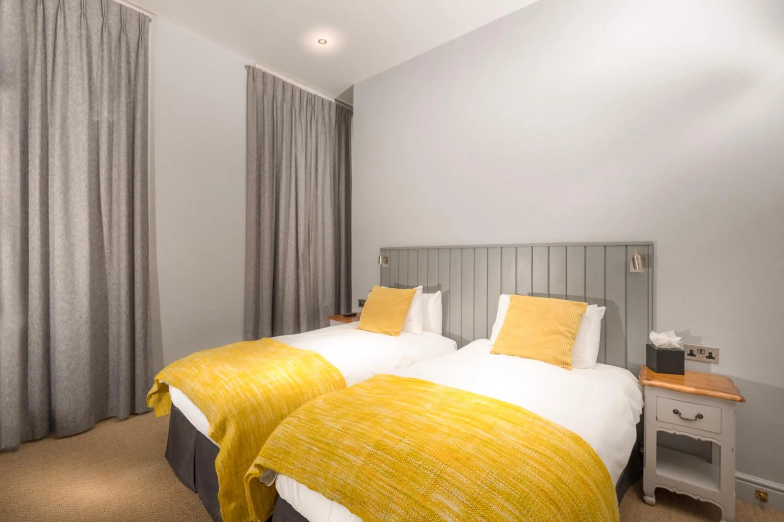 Bed in Edgar Townhouse