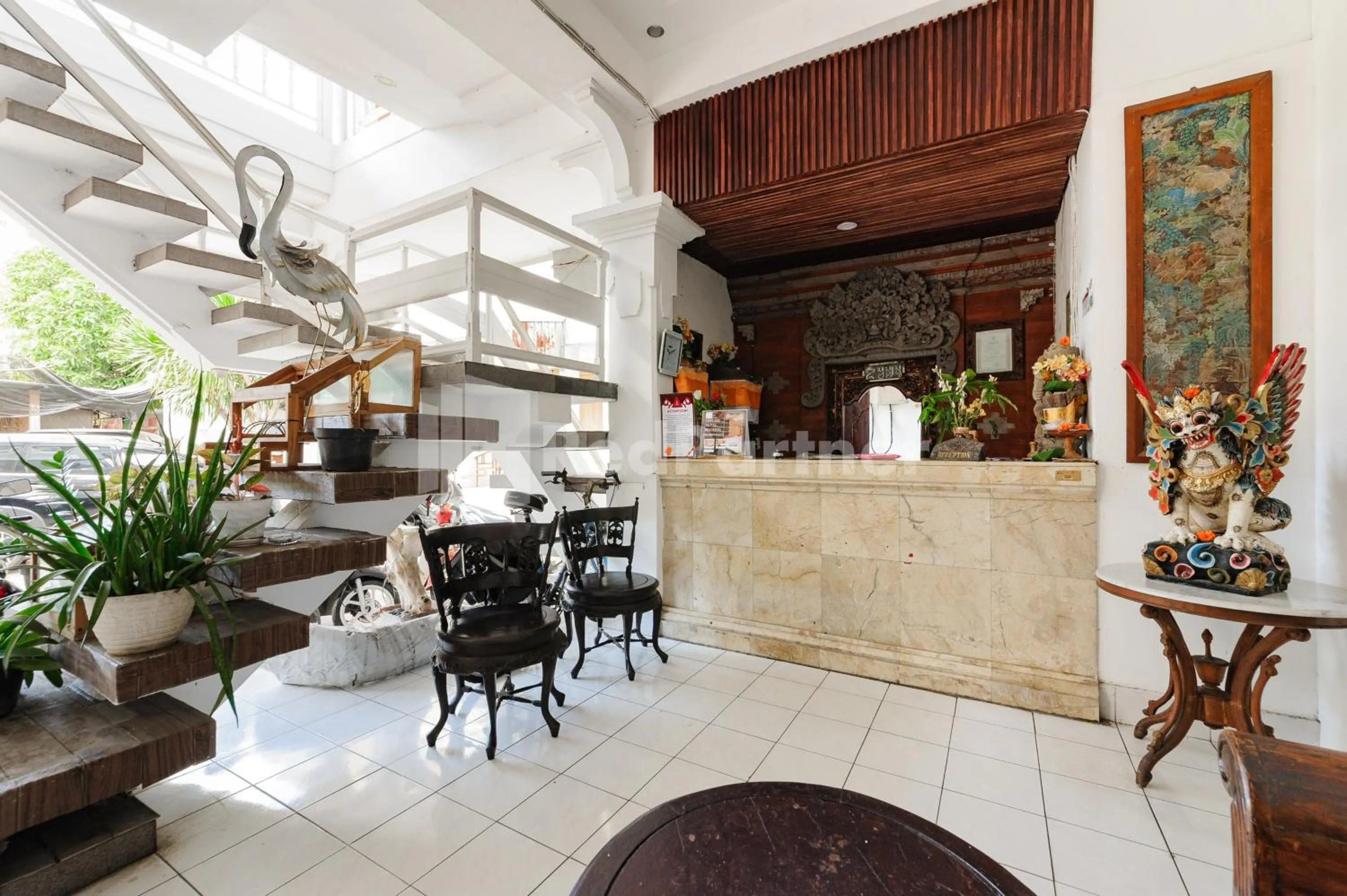 Lobby or reception in Pulau Bali Hotel Denpasar RedPartner
