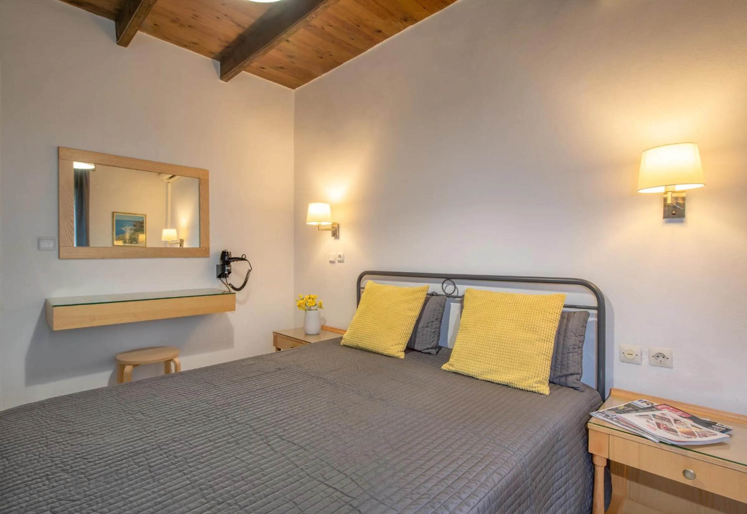 Bedroom, Bed in Nancy - Chara Apartments