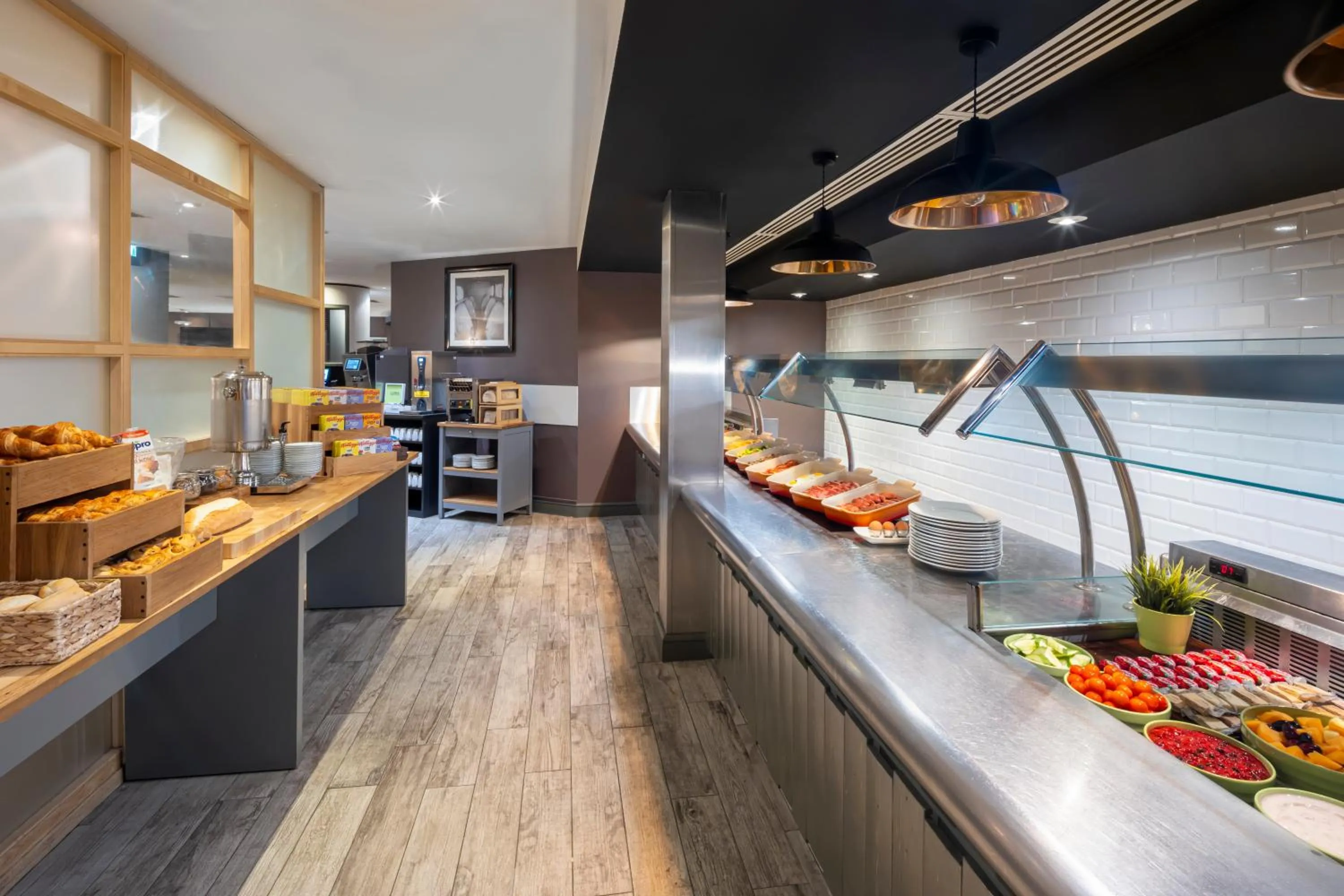 Buffet breakfast in Holiday Inn Reading South M4 Jct 11 by IHG