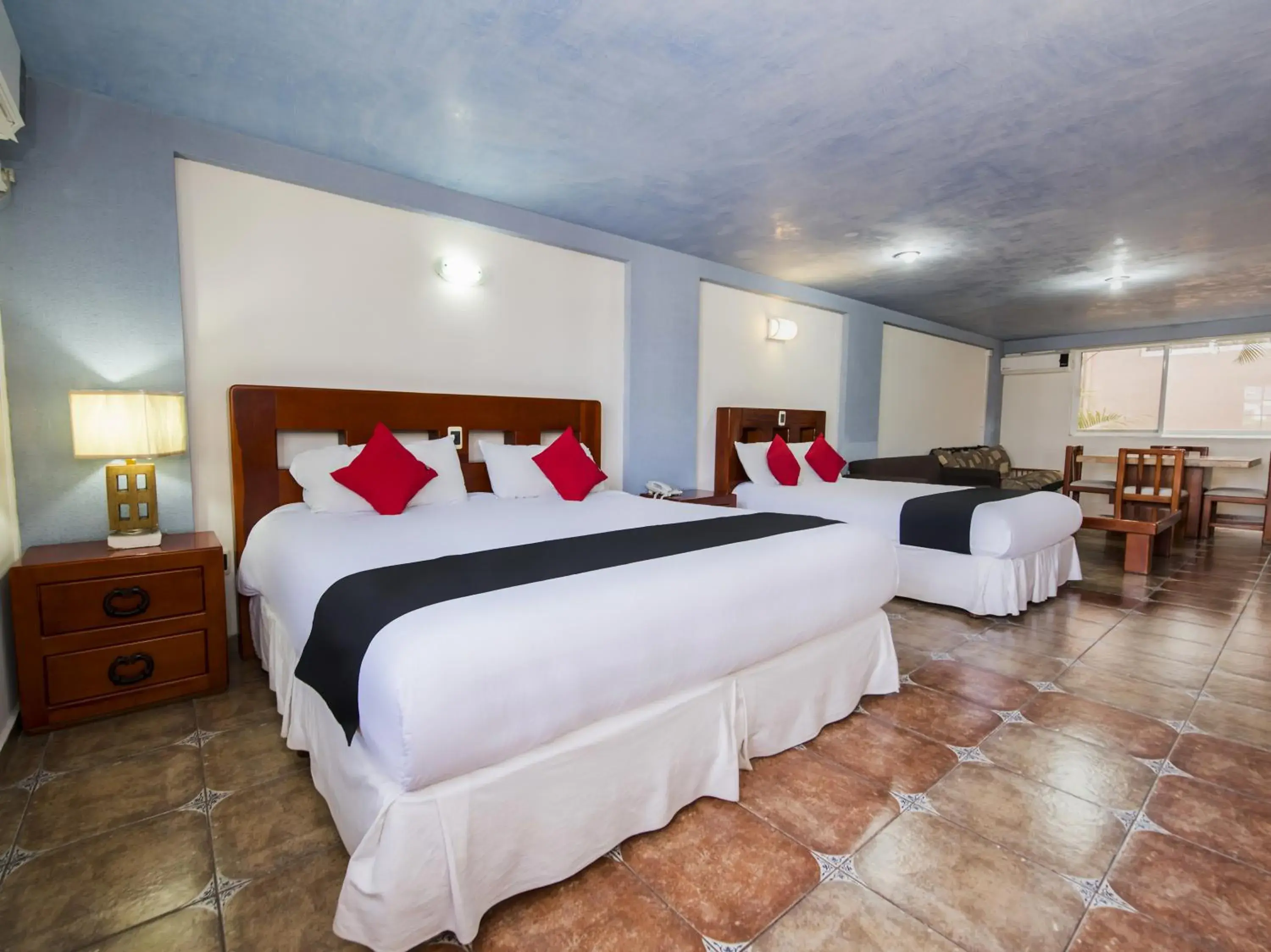 Suites de Reyes Suites de Reyes