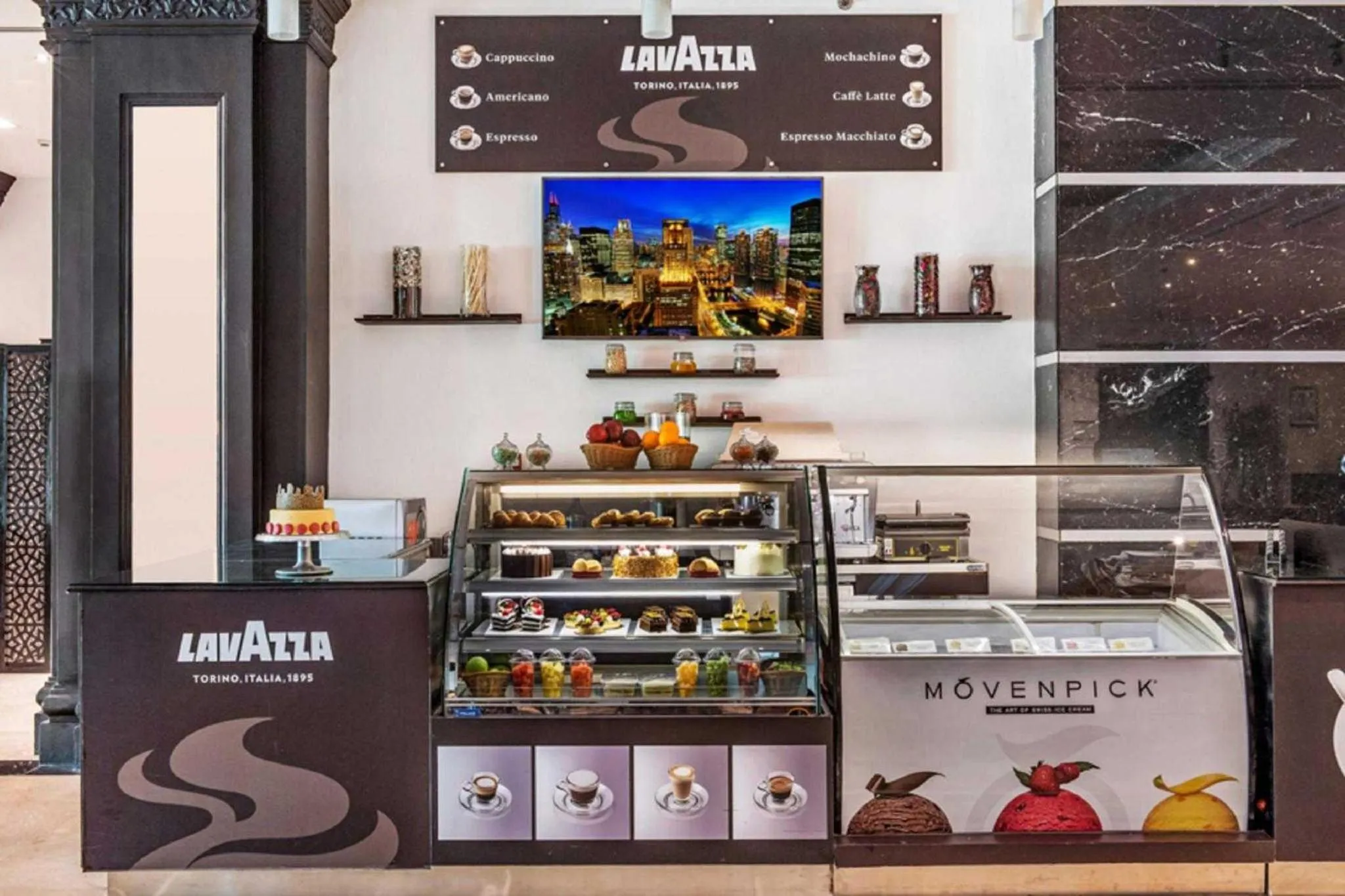 Other in Sunday Hotel Holiday international Dubai