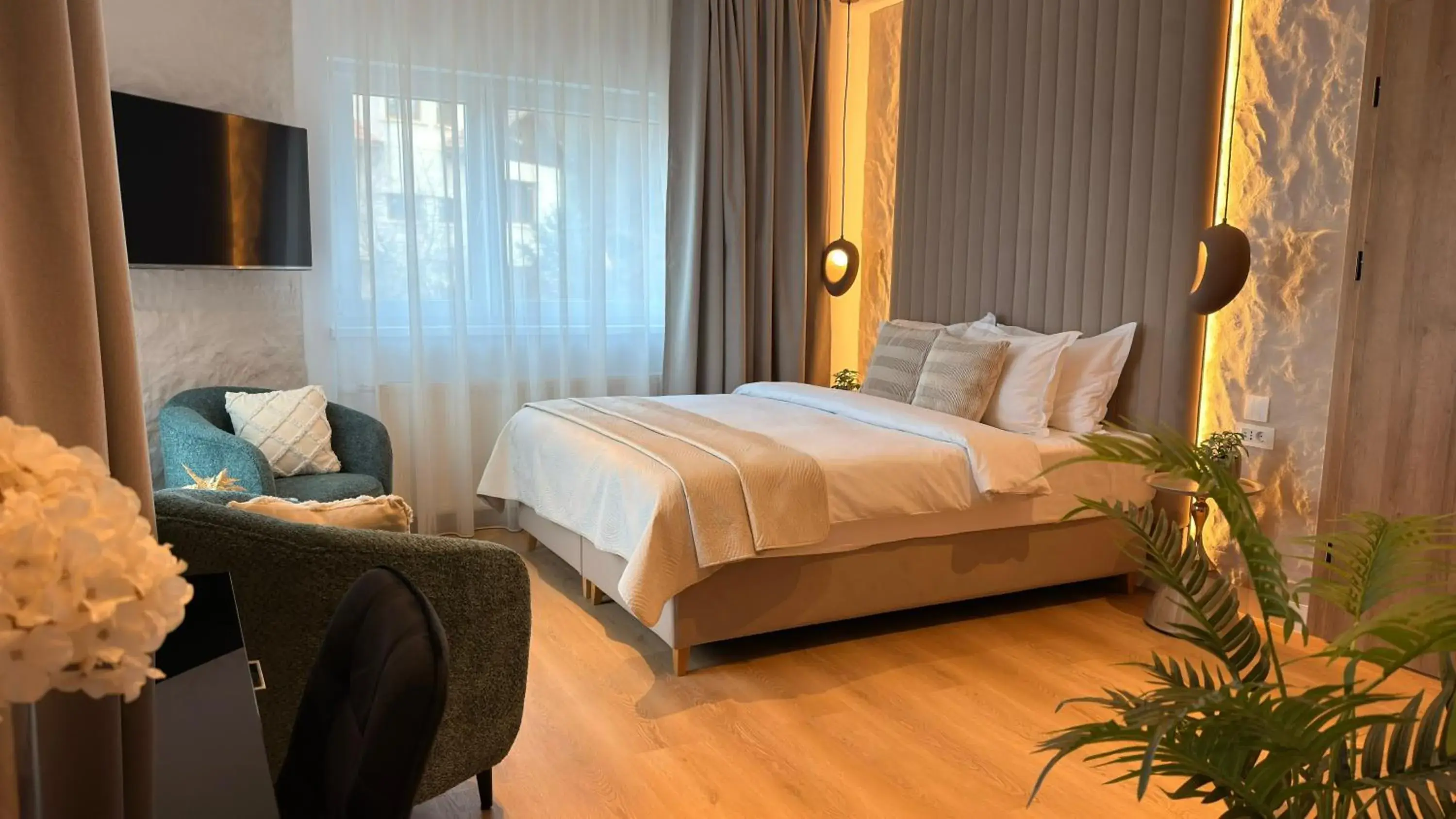Superior Double Room with Balcony in Casa Cristina Superior Double Room with Balcony in Casa Cristina