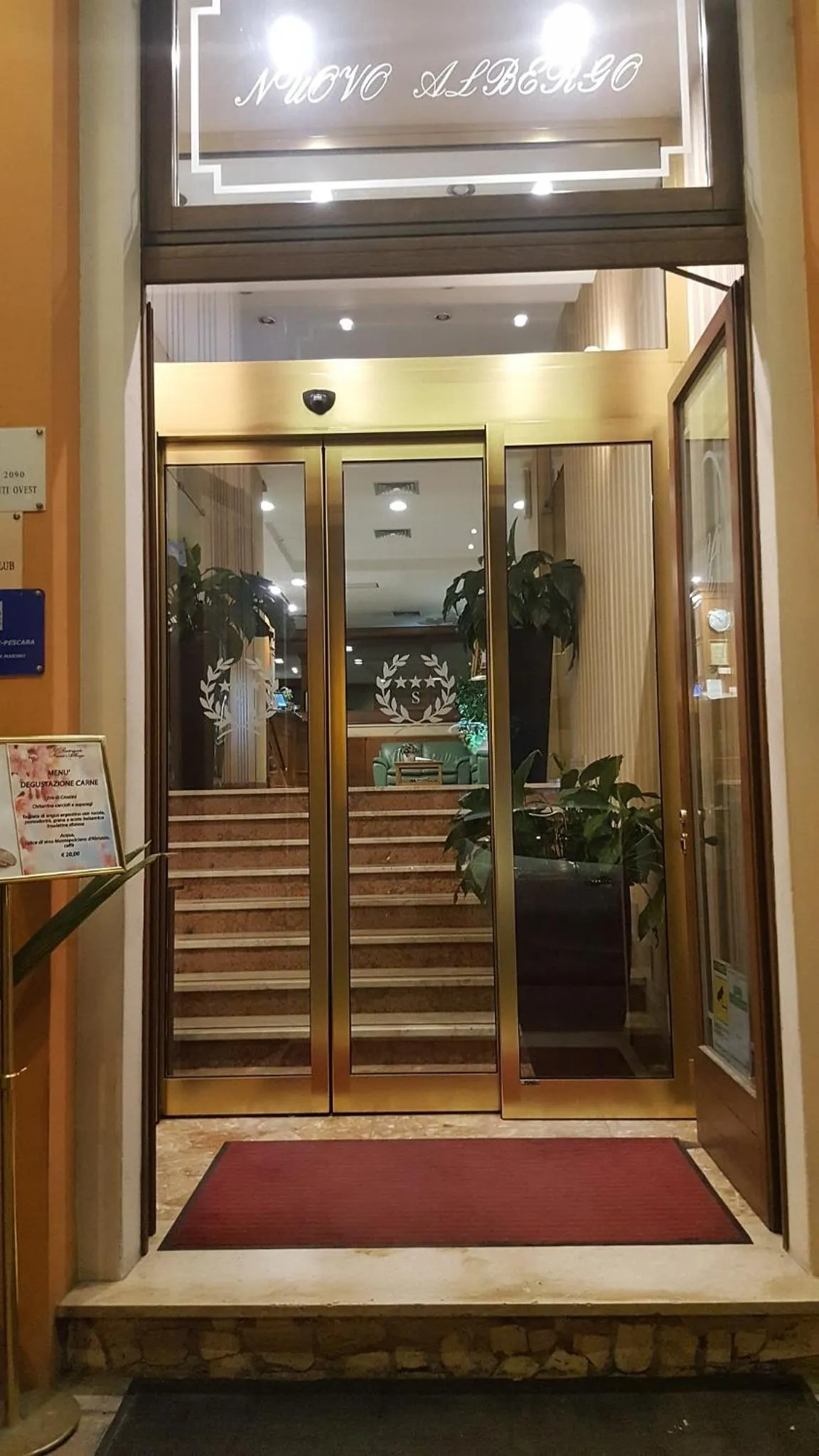 Property building in Nuovo Albergo