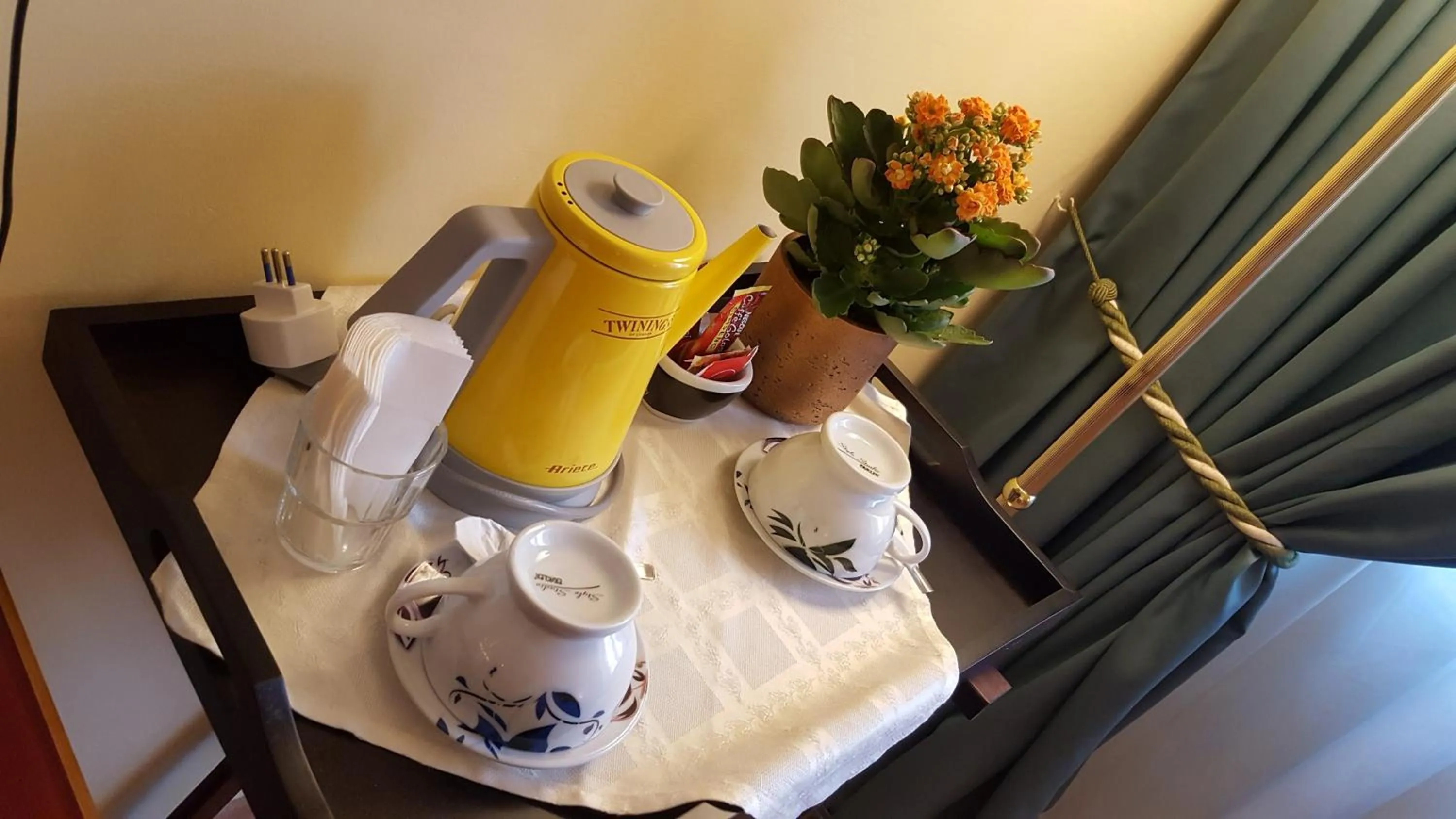 Coffee/tea facilities in Nuovo Albergo