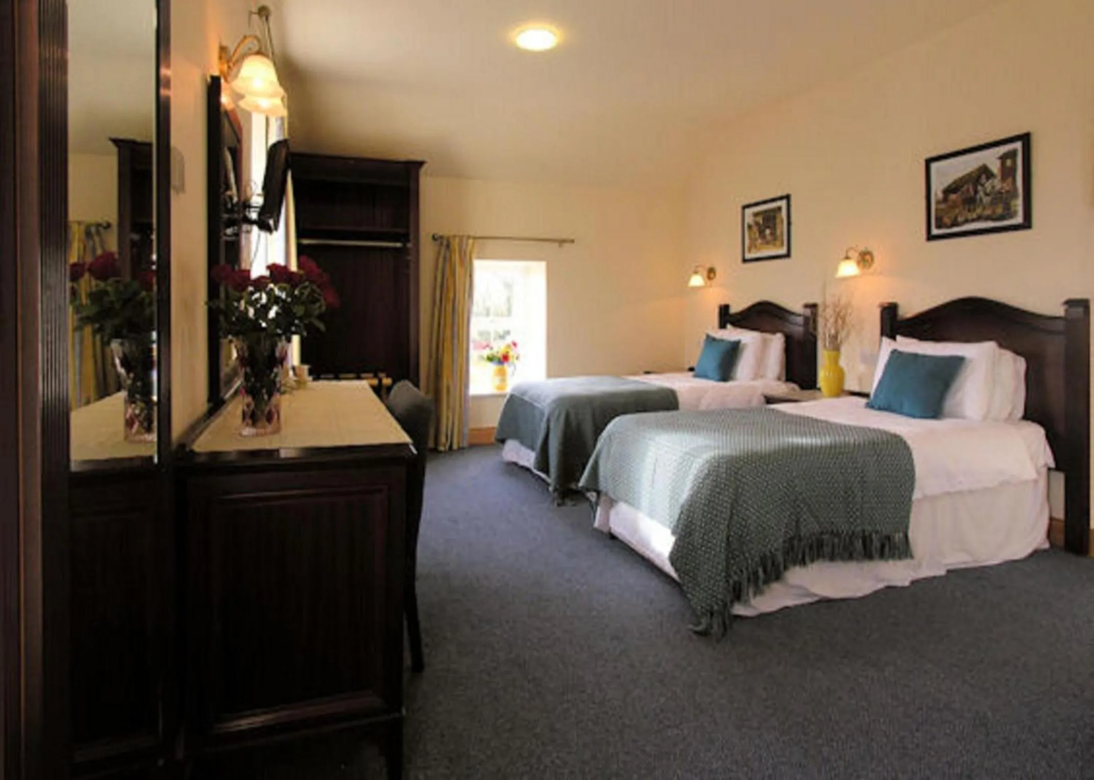 Bedroom, Bed in The Anvil Bar B&B