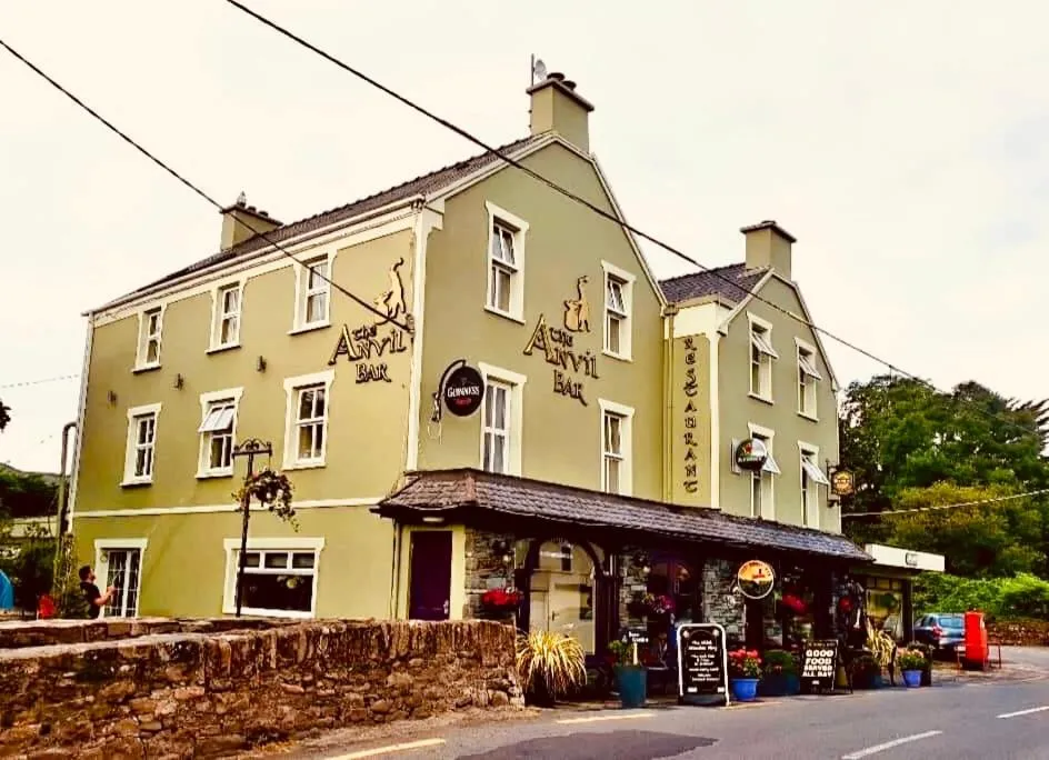 Facade/entrance in The Anvil Bar B&B