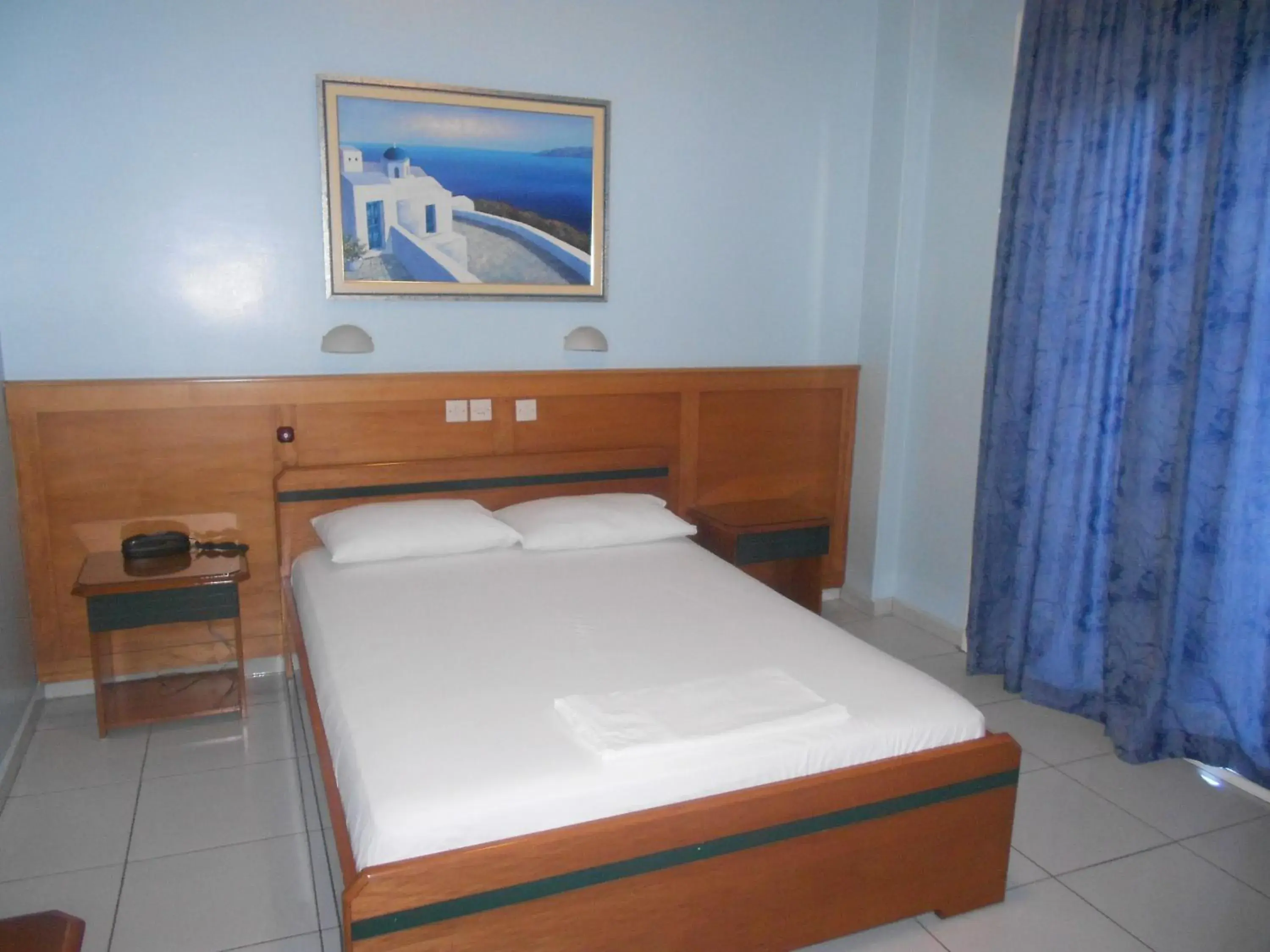 Single Room in Hotel Admitos Single Room in Hotel Admitos