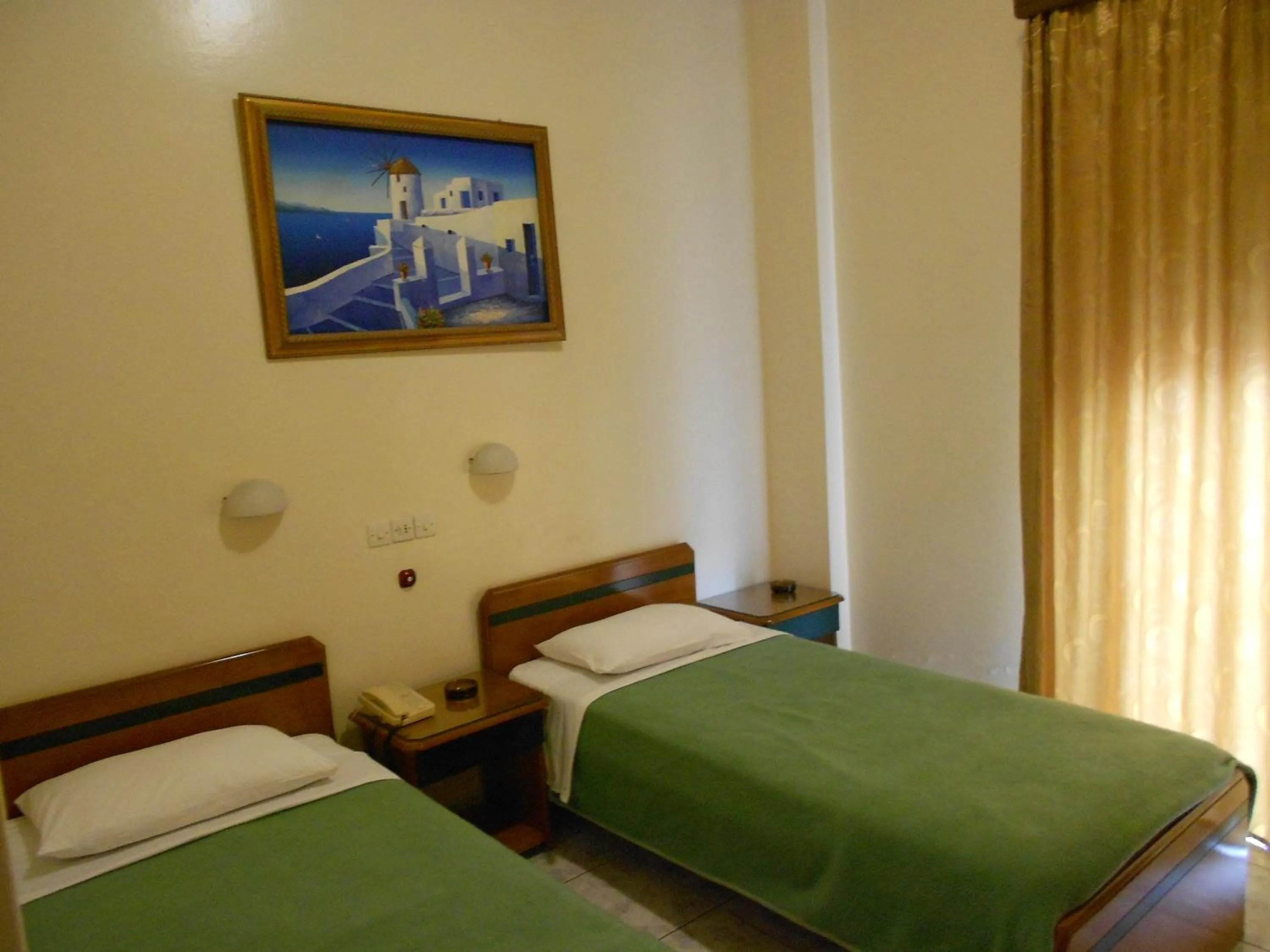 Bed in Hotel Admitos