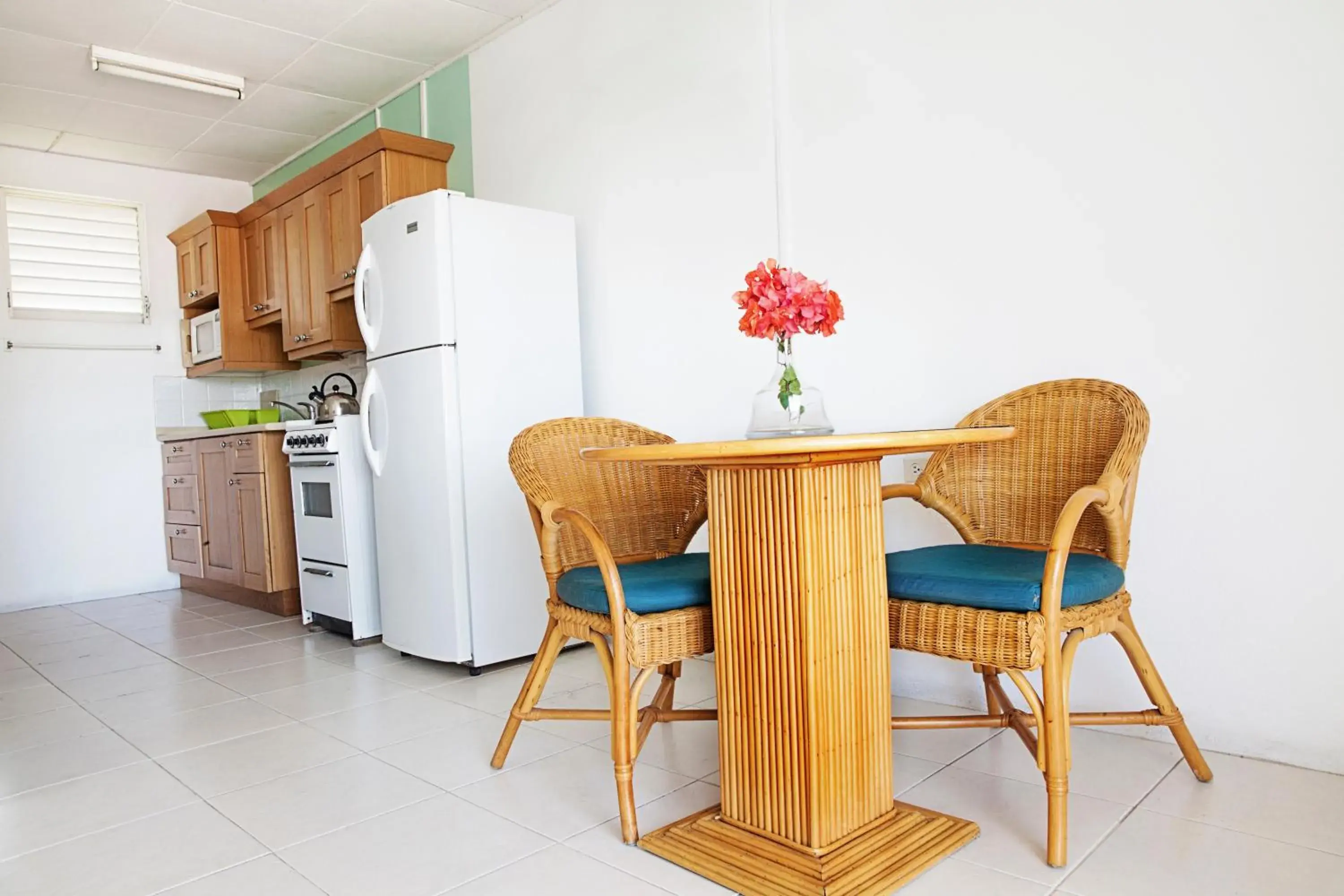 Dining area in Adulo Apartments Dining area in Adulo Apartments