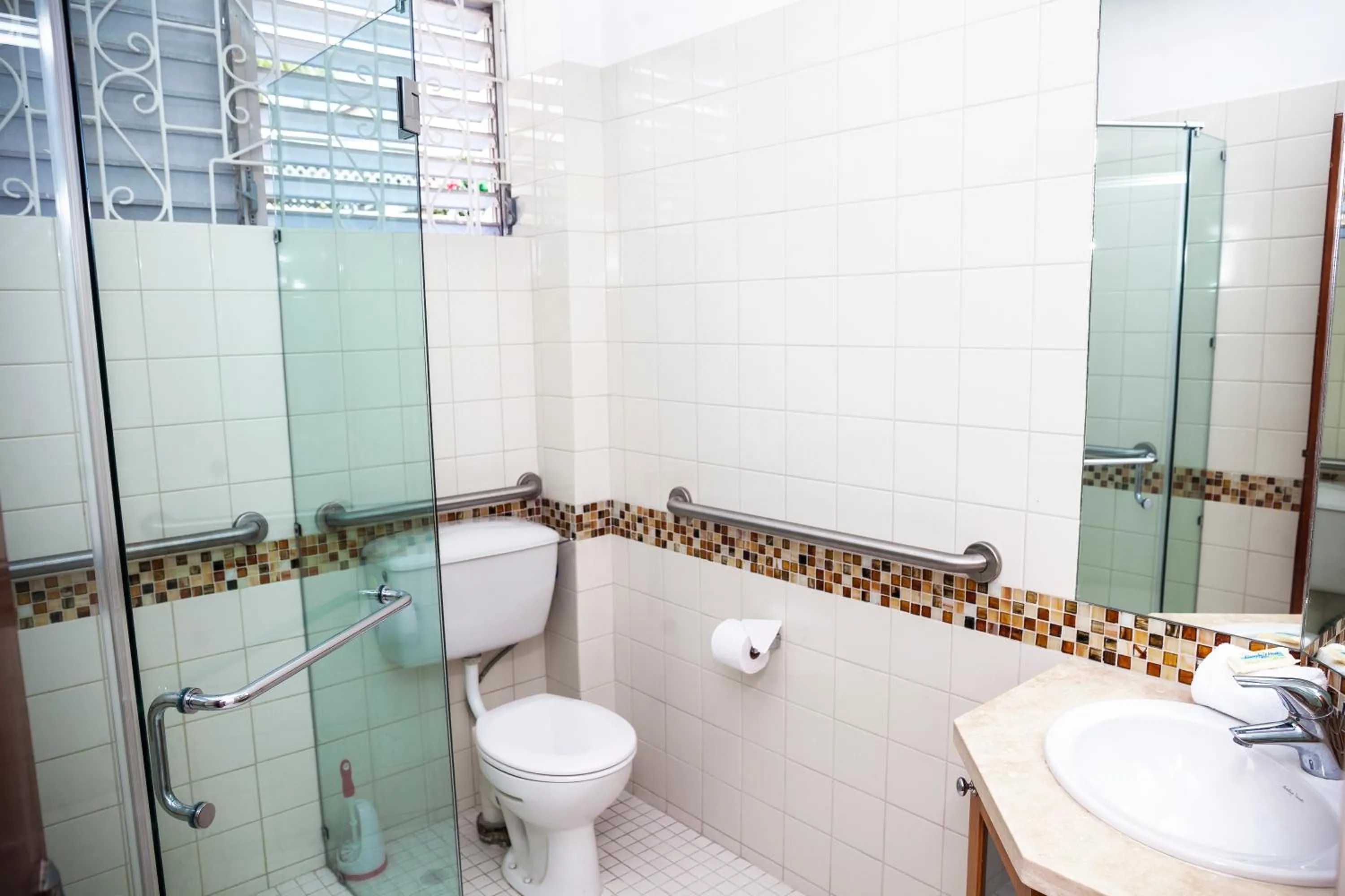 Bathroom in Adulo Apartments