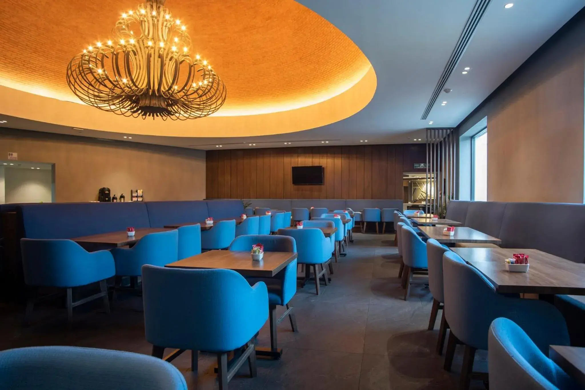 Restaurant/places to eat in Holiday Inn Express Morelia by IHG Restaurant/places to eat in Holiday Inn Express Morelia by IHG