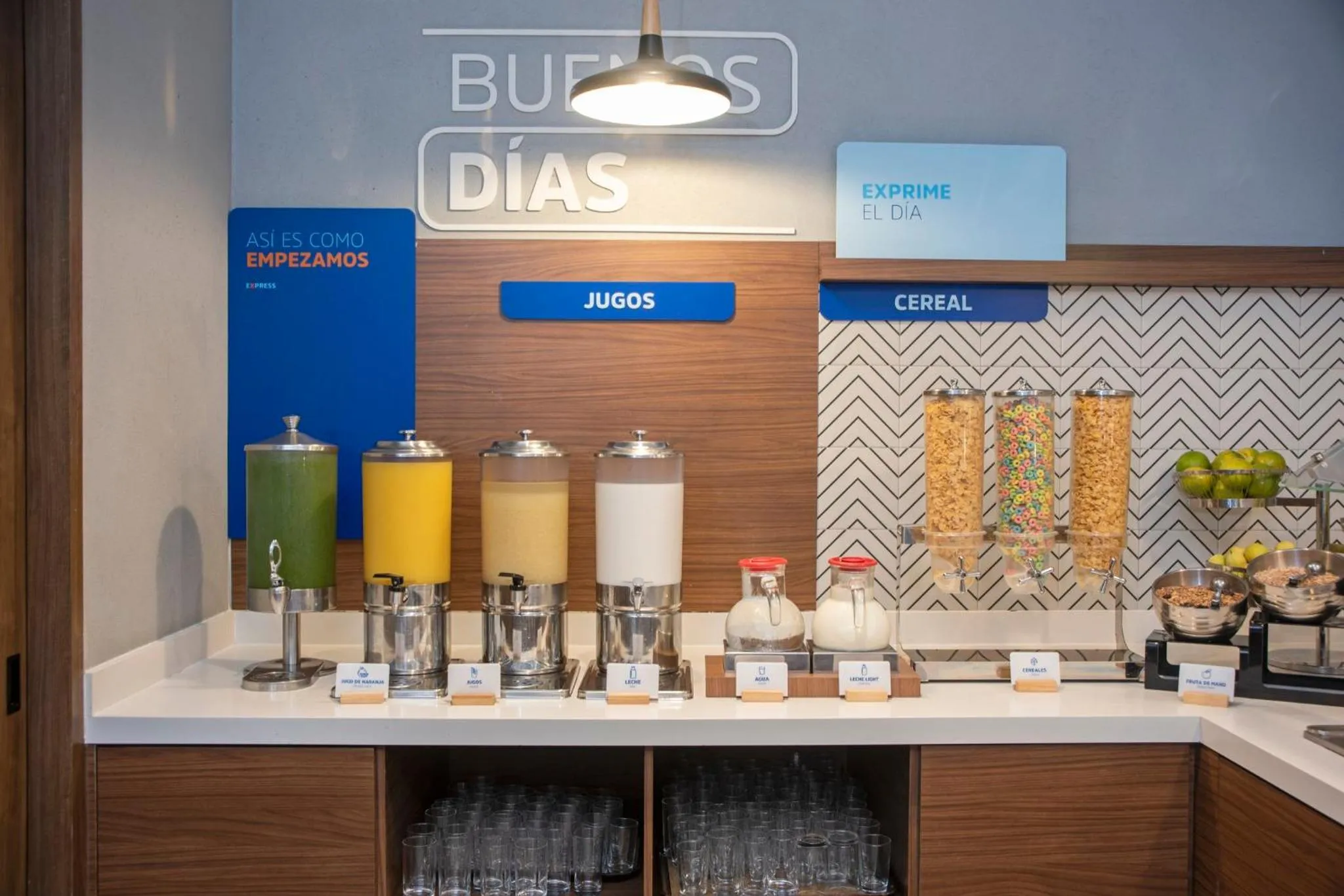 Breakfast in Holiday Inn Express Morelia by IHG