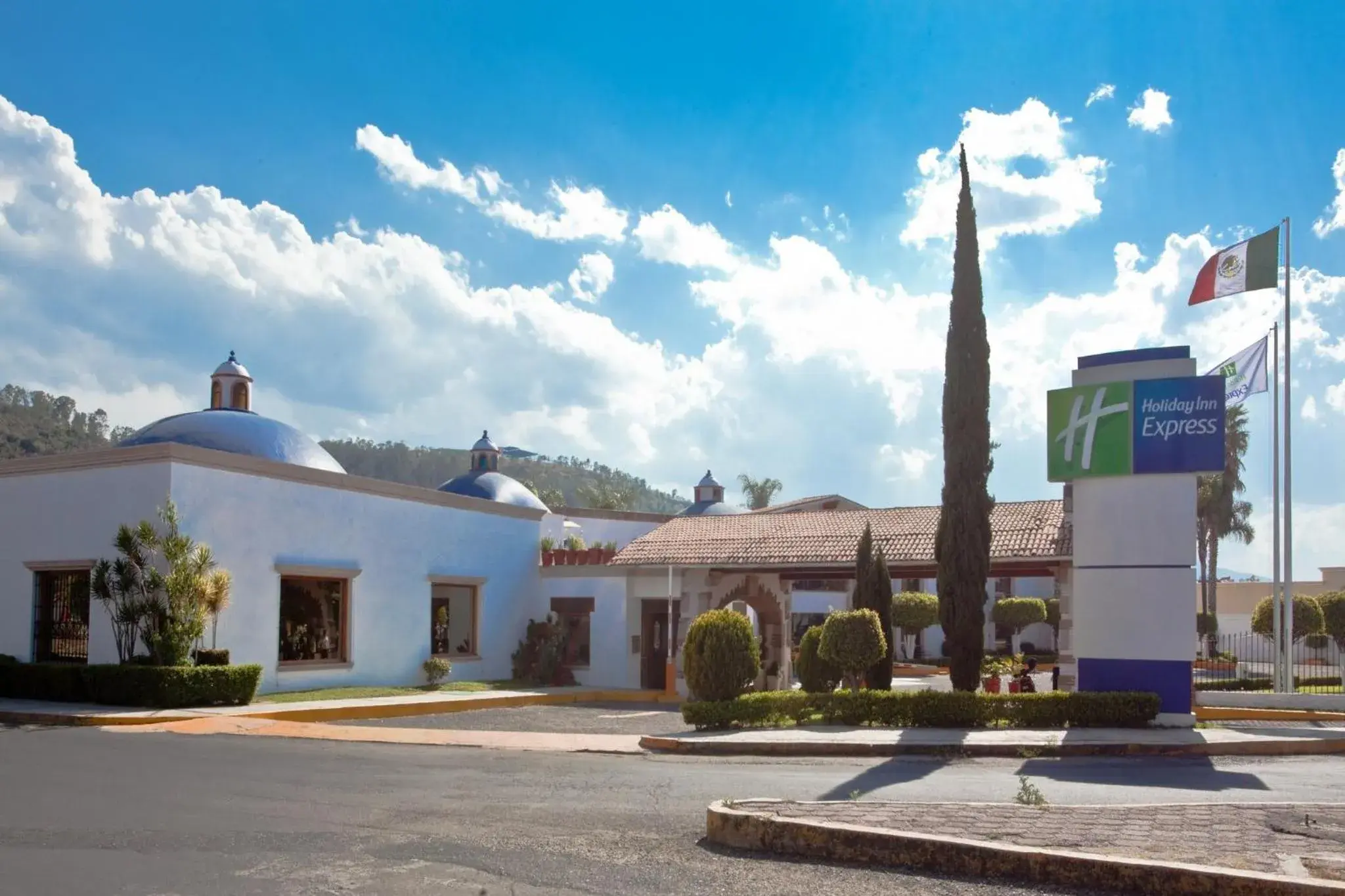Property building in Holiday Inn Express Morelia by IHG Property building in Holiday Inn Express Morelia by IHG