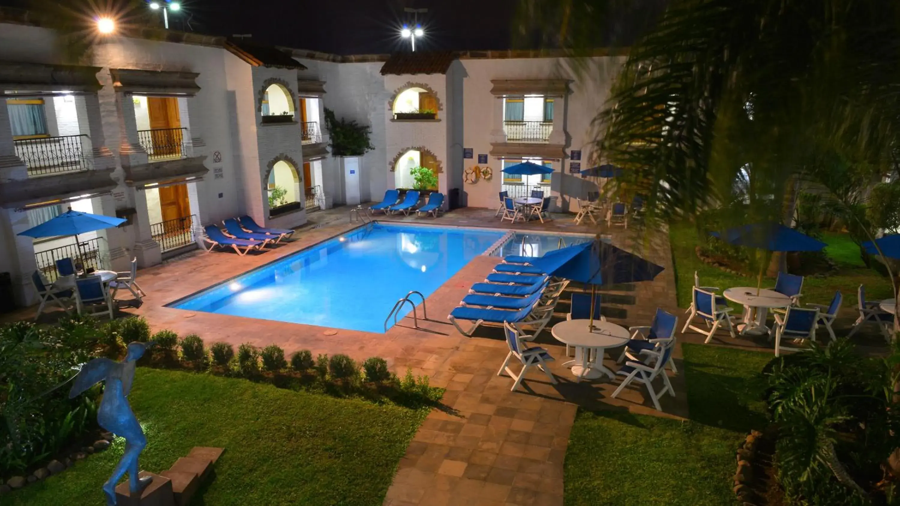 Swimming pool in Holiday Inn Express Morelia by IHG Swimming pool in Holiday Inn Express Morelia by IHG