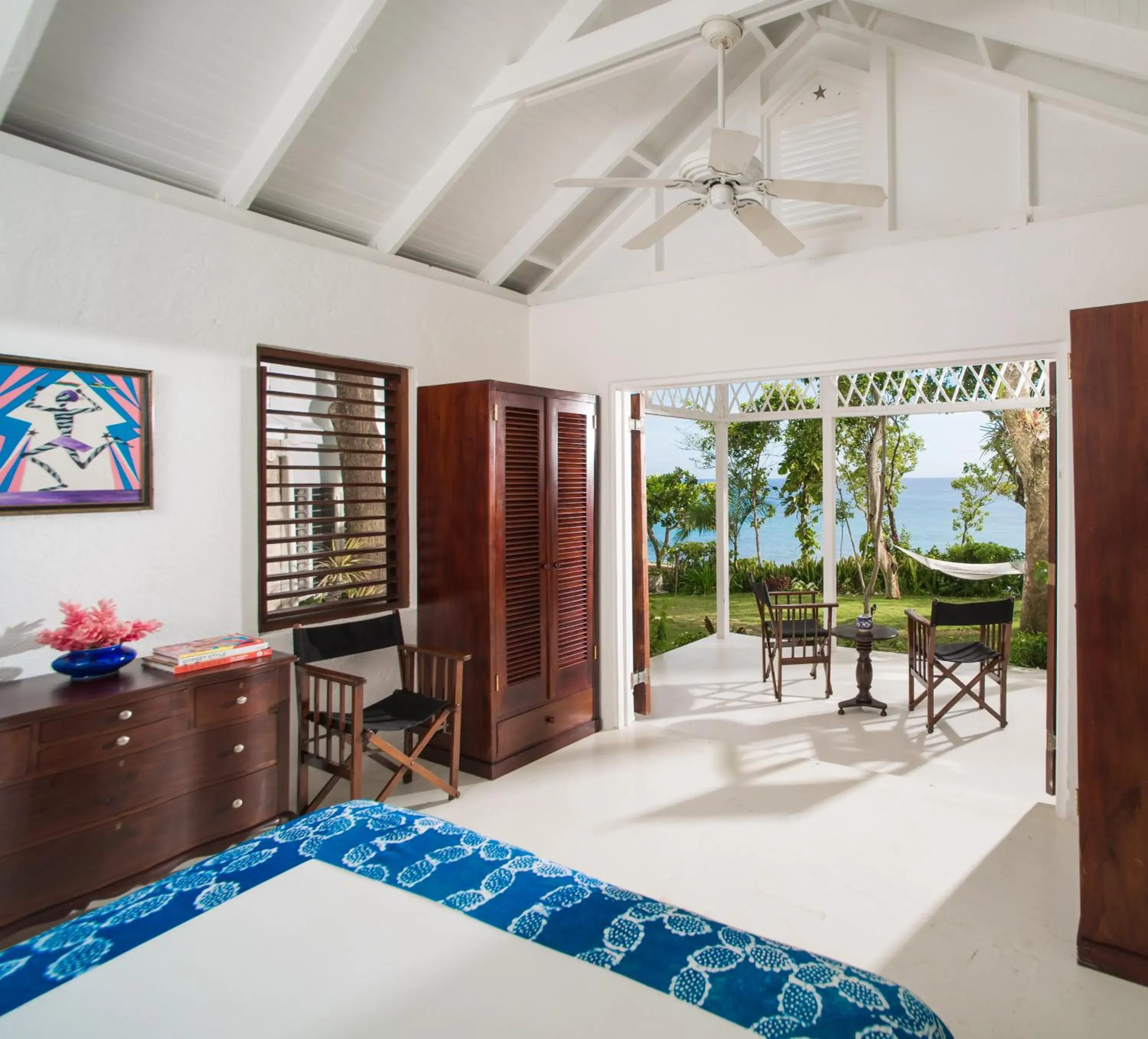 Bed in GoldenEye Bed in GoldenEye