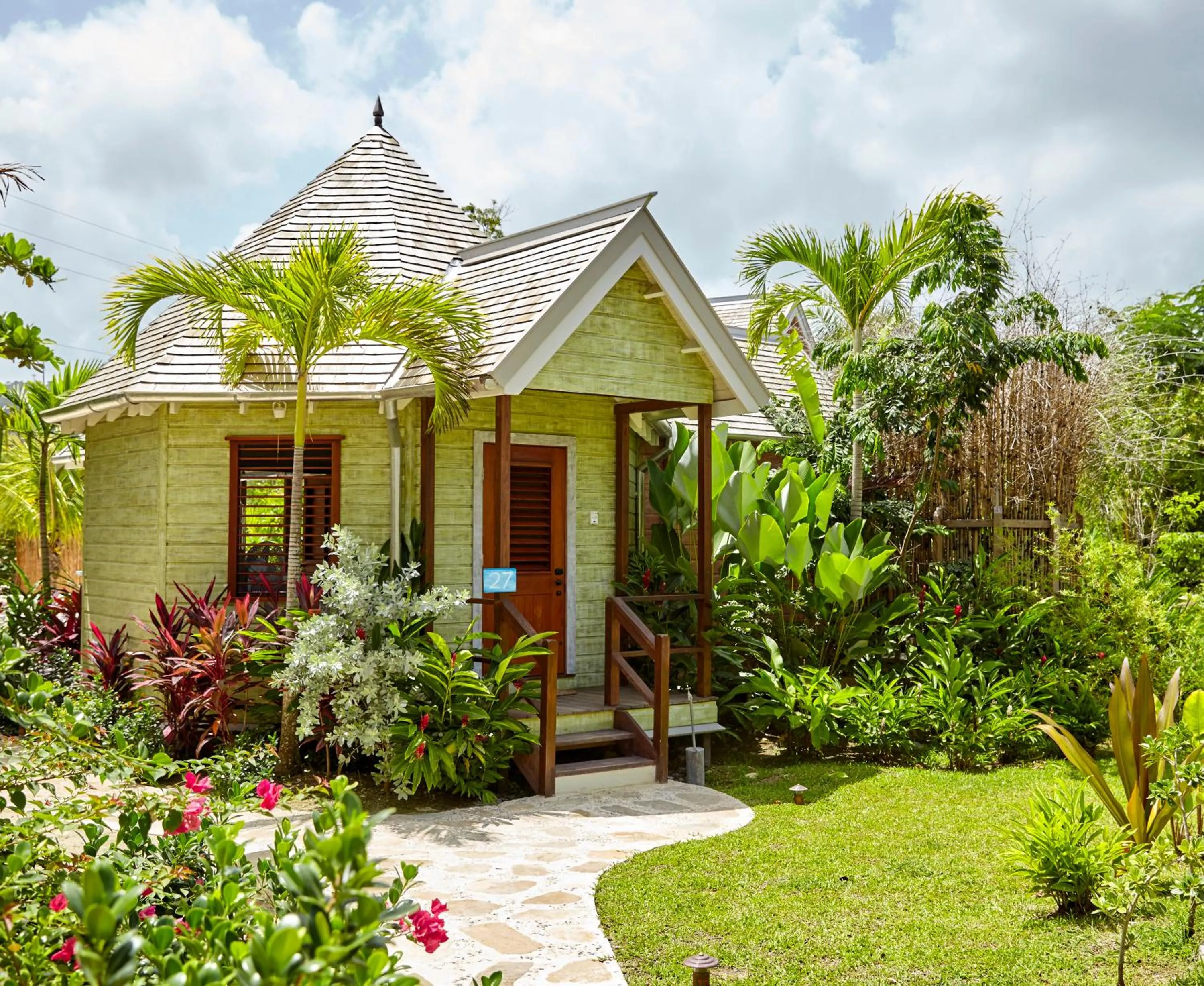 Property building in GoldenEye