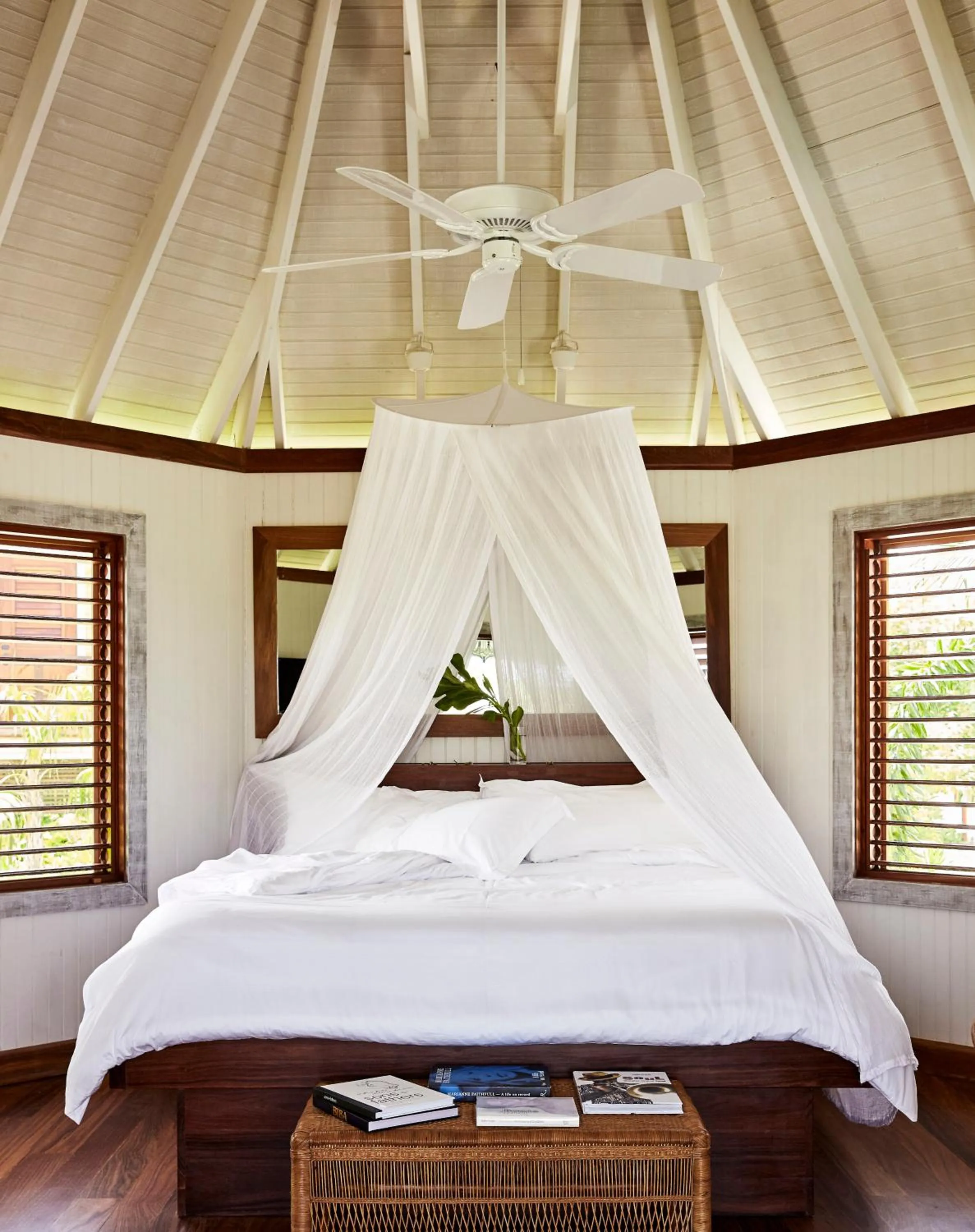 Bedroom, Bed in GoldenEye