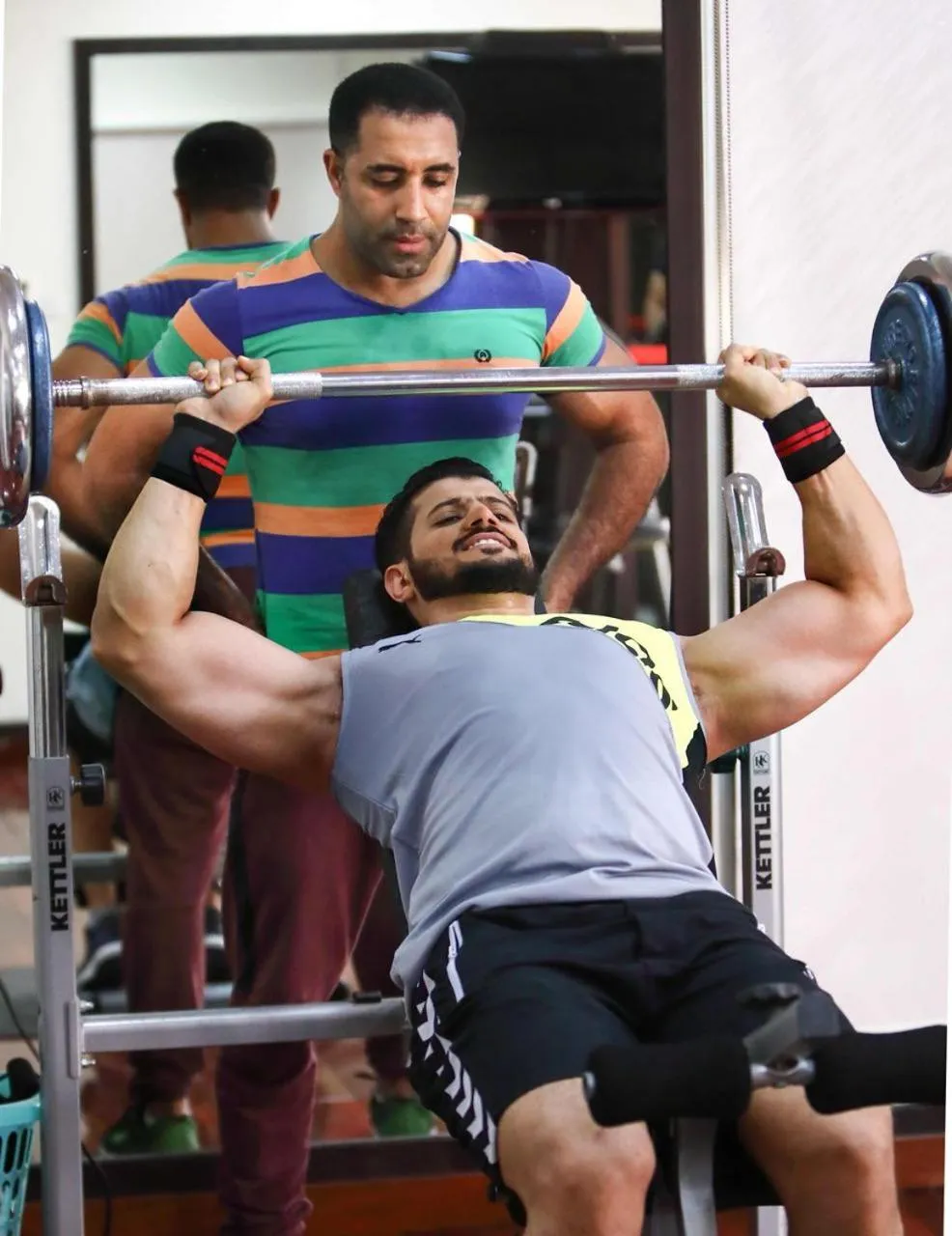 Fitness centre/facilities in Al Hayat Hotel Suites