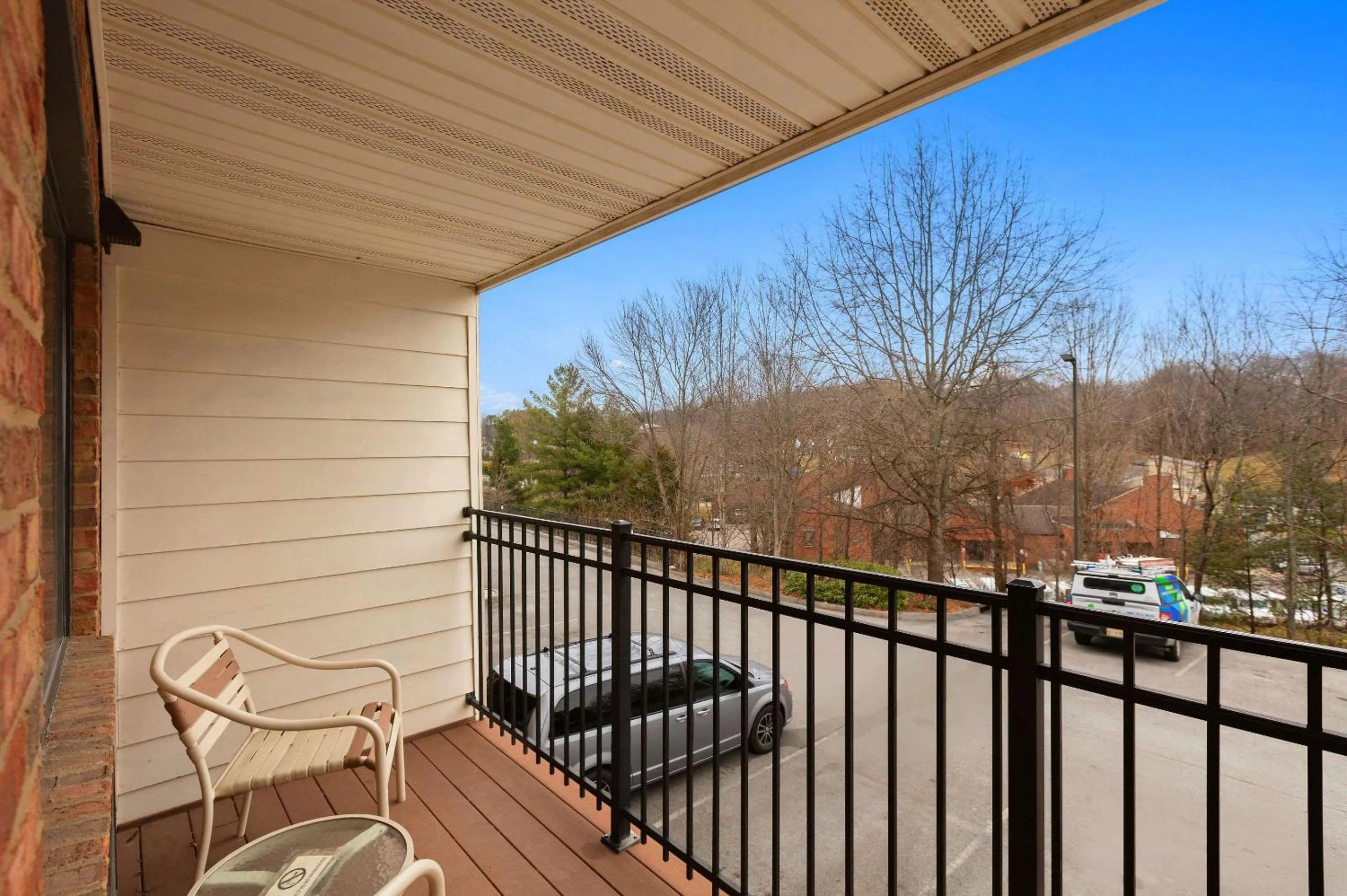 Bedroom in Country Inn & Suites by Radisson, Jonesborough-Johnson City West, TN