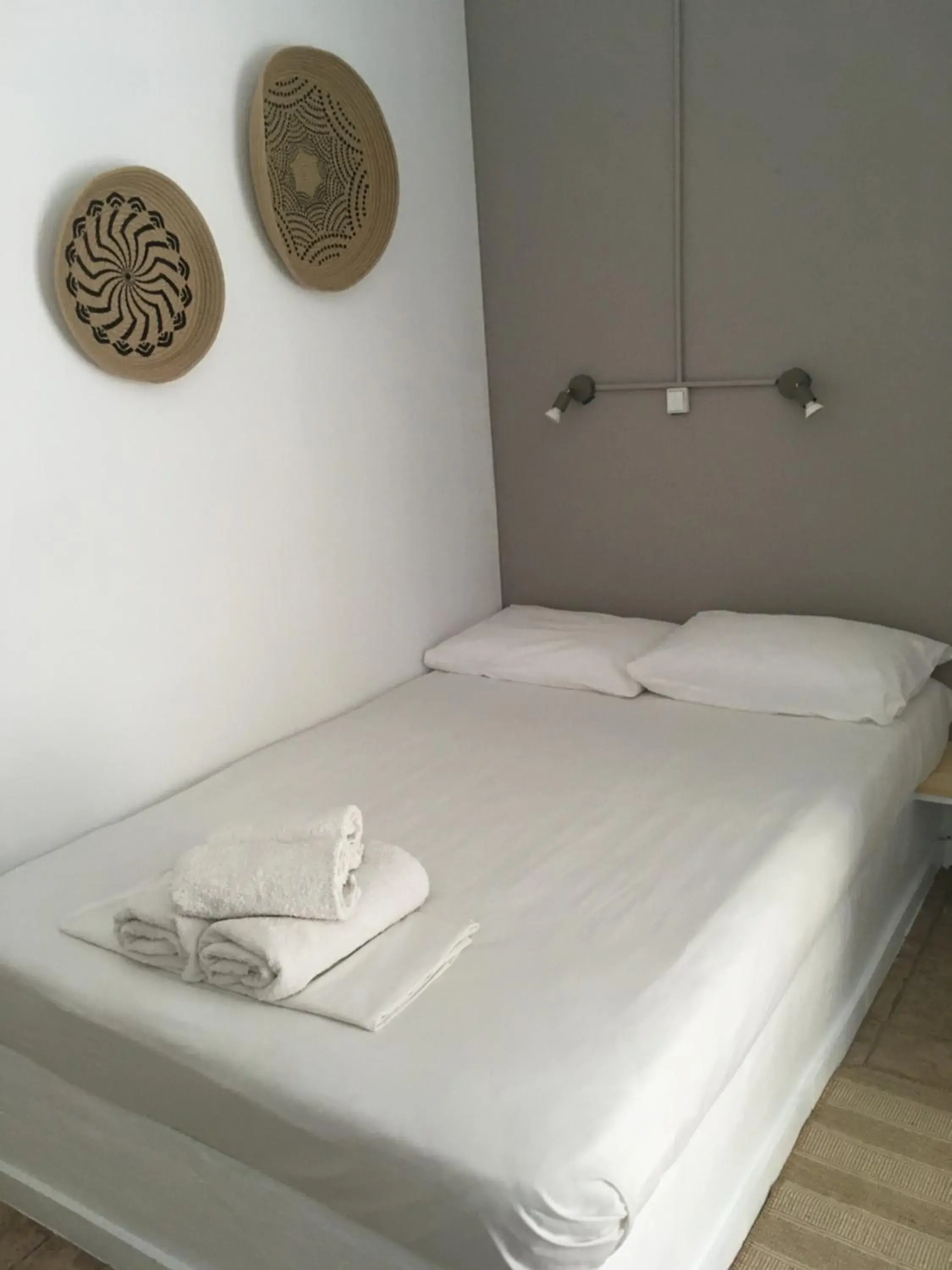 Deluxe Double or Twin Room with Sea View in Cristi Rooms Deluxe Double or Twin Room with Sea View in Cristi Rooms