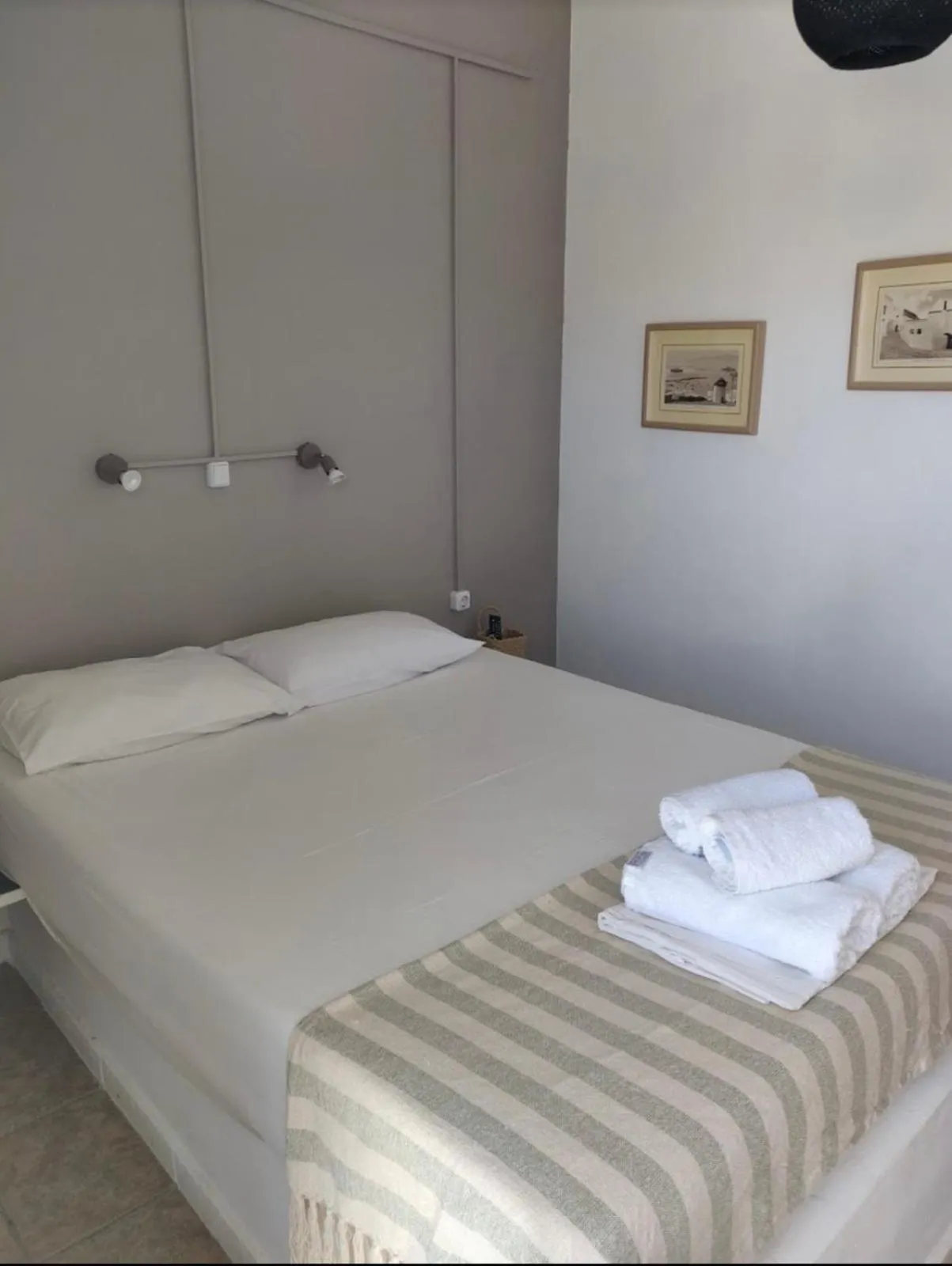 Photo of the whole room, Bed in Cristi Rooms