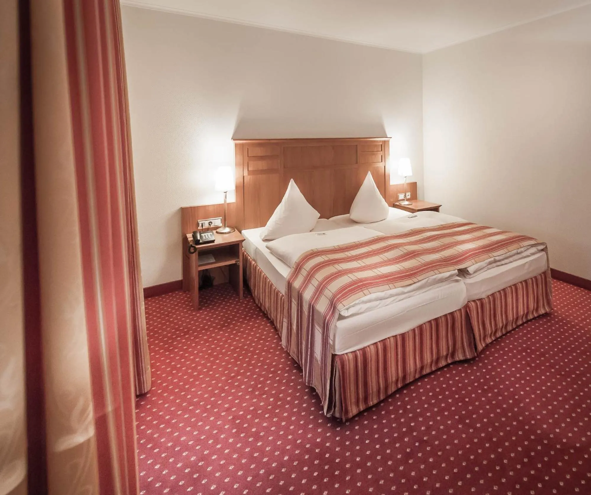 Photo of the whole room, Bed in Hotel-Restaurant Kunz