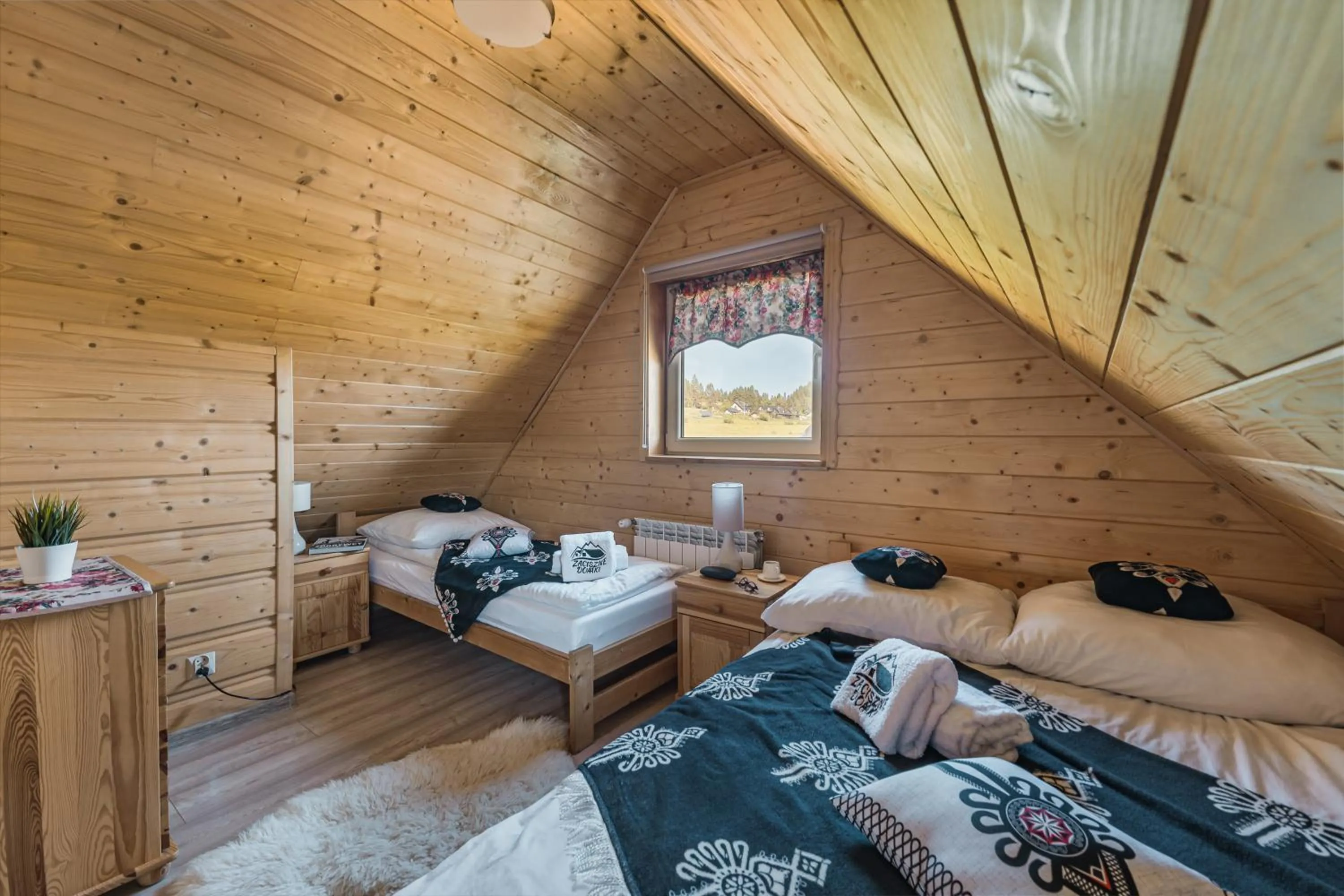 Bed in Zaciszne Domki w Kluszkowcach z Sauną i Balią