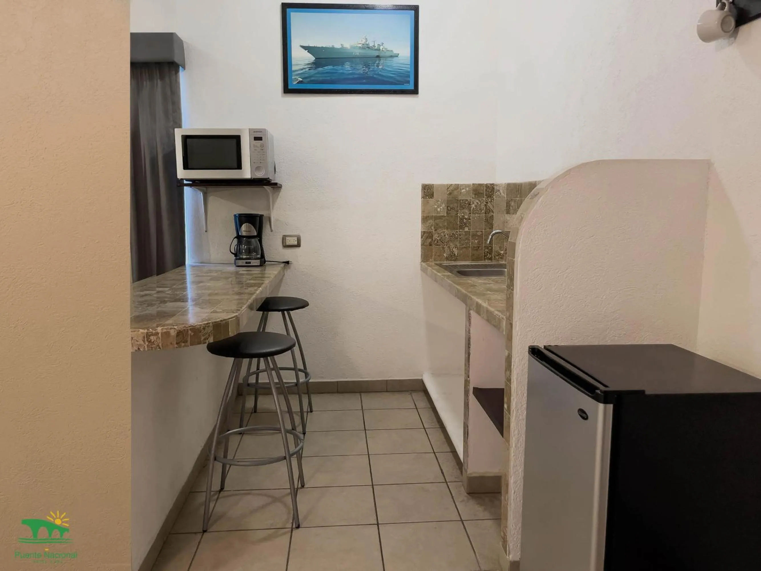 Kitchen or kitchenette in Hotel Puente Nacional & Spa