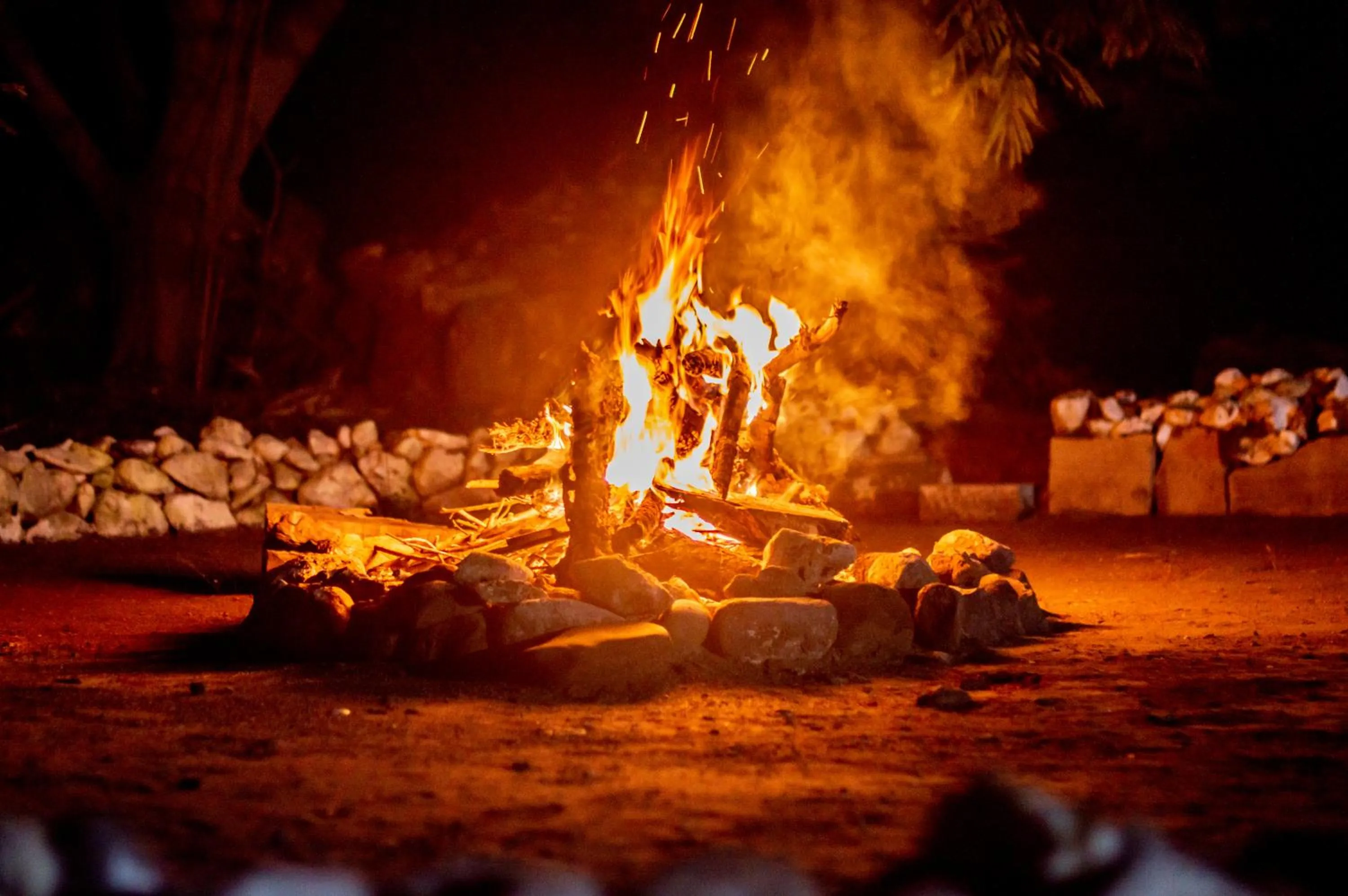 Evening entertainment in Hotel Puente Nacional & Spa