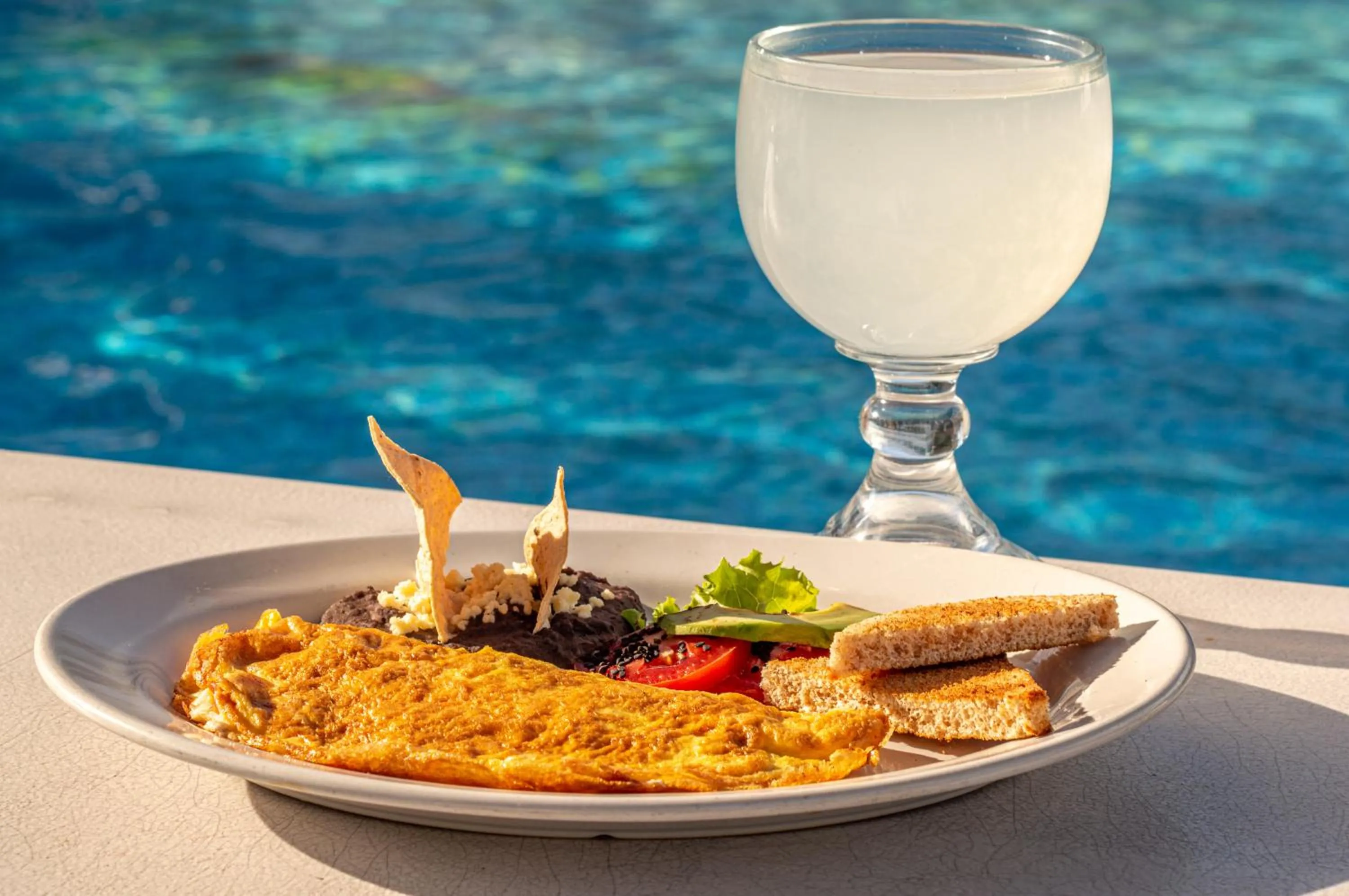 Restaurant/places to eat in Hotel Puente Nacional & Spa