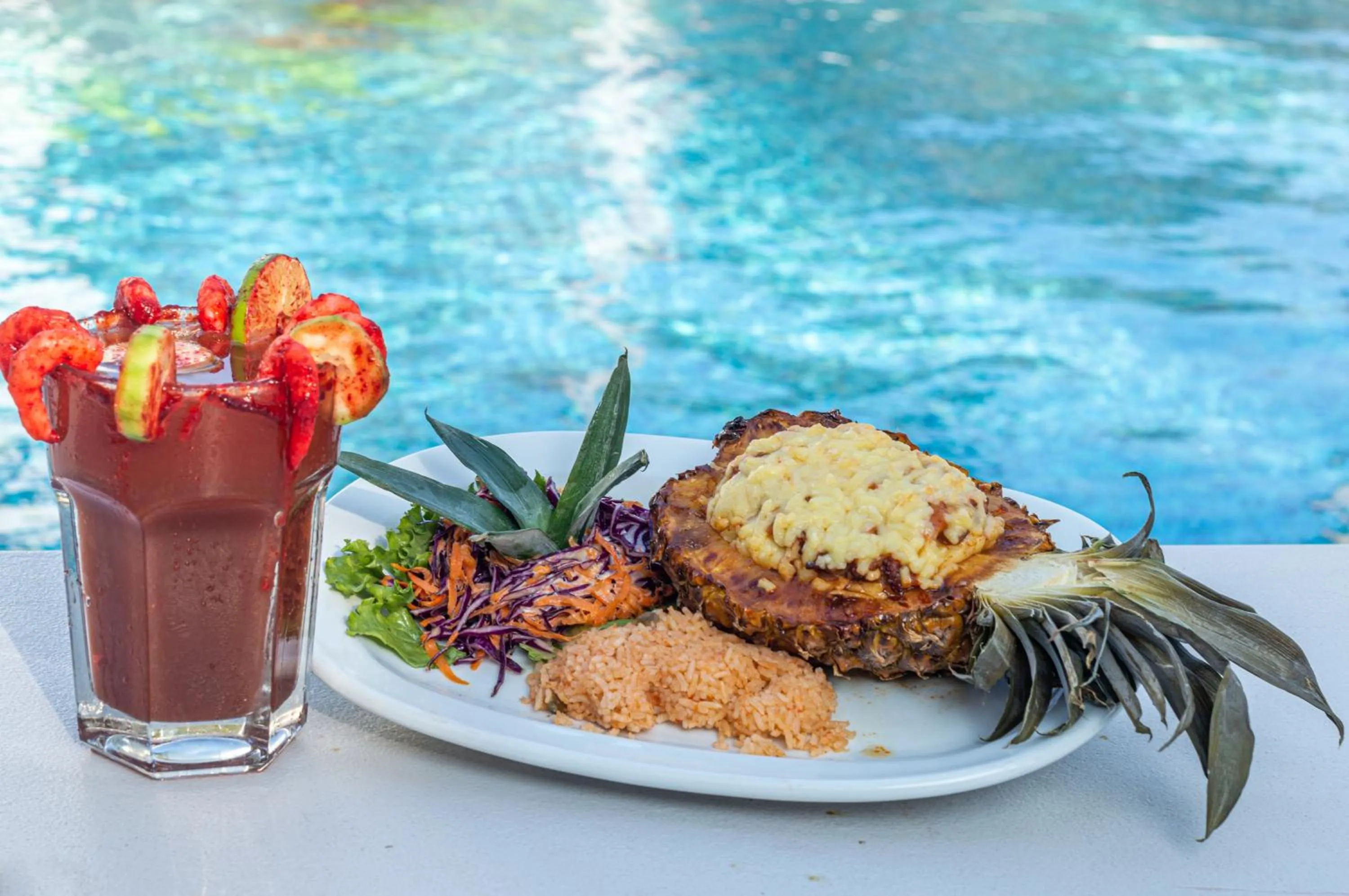 Restaurant/places to eat in Hotel Puente Nacional & Spa