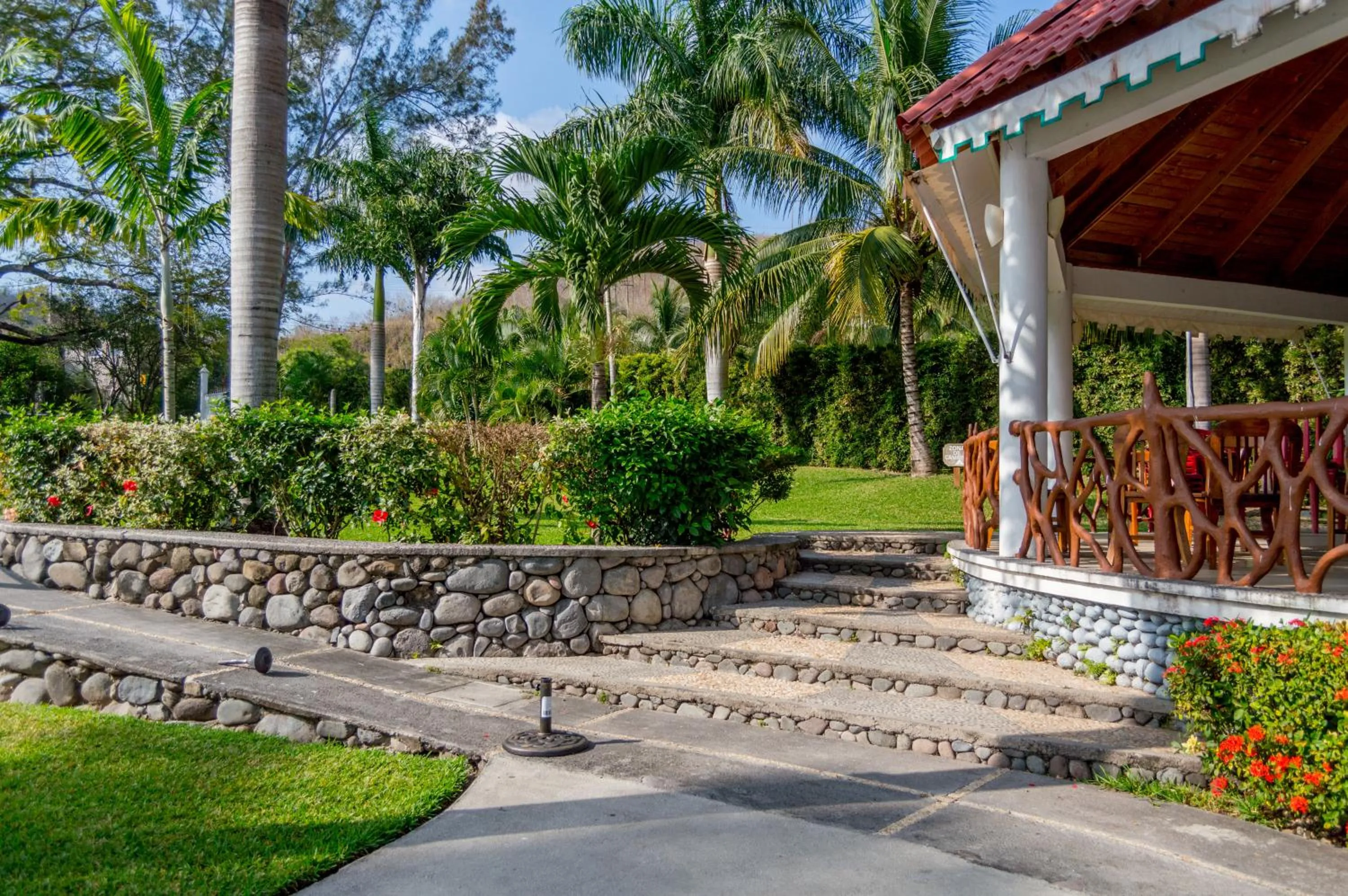 Garden in Hotel Puente Nacional & Spa