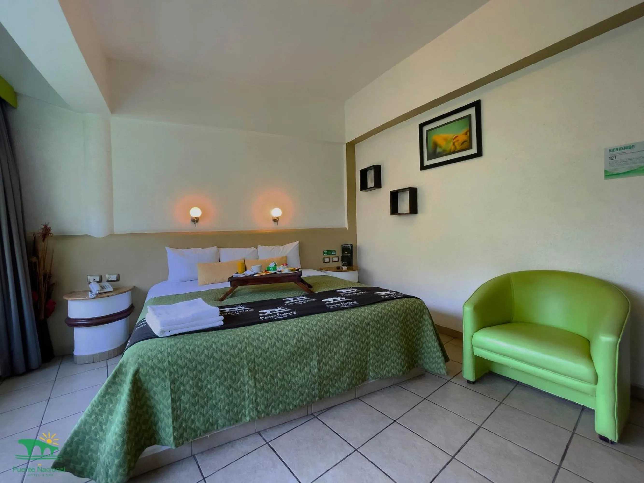 Bed in Hotel Puente Nacional & Spa