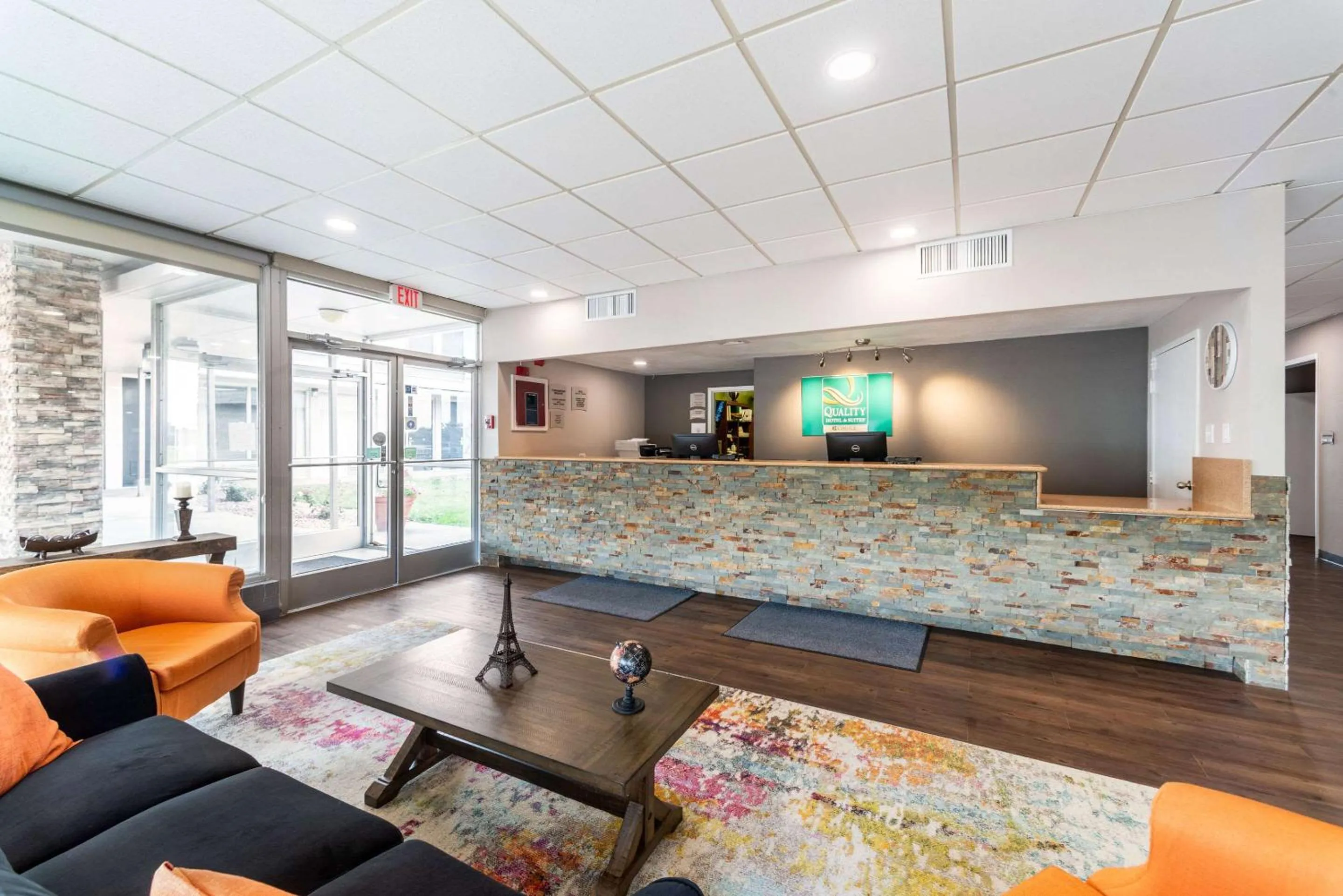 Lobby or reception in Quality Inn & Suites Vandalia near I-70 and Hwy 51