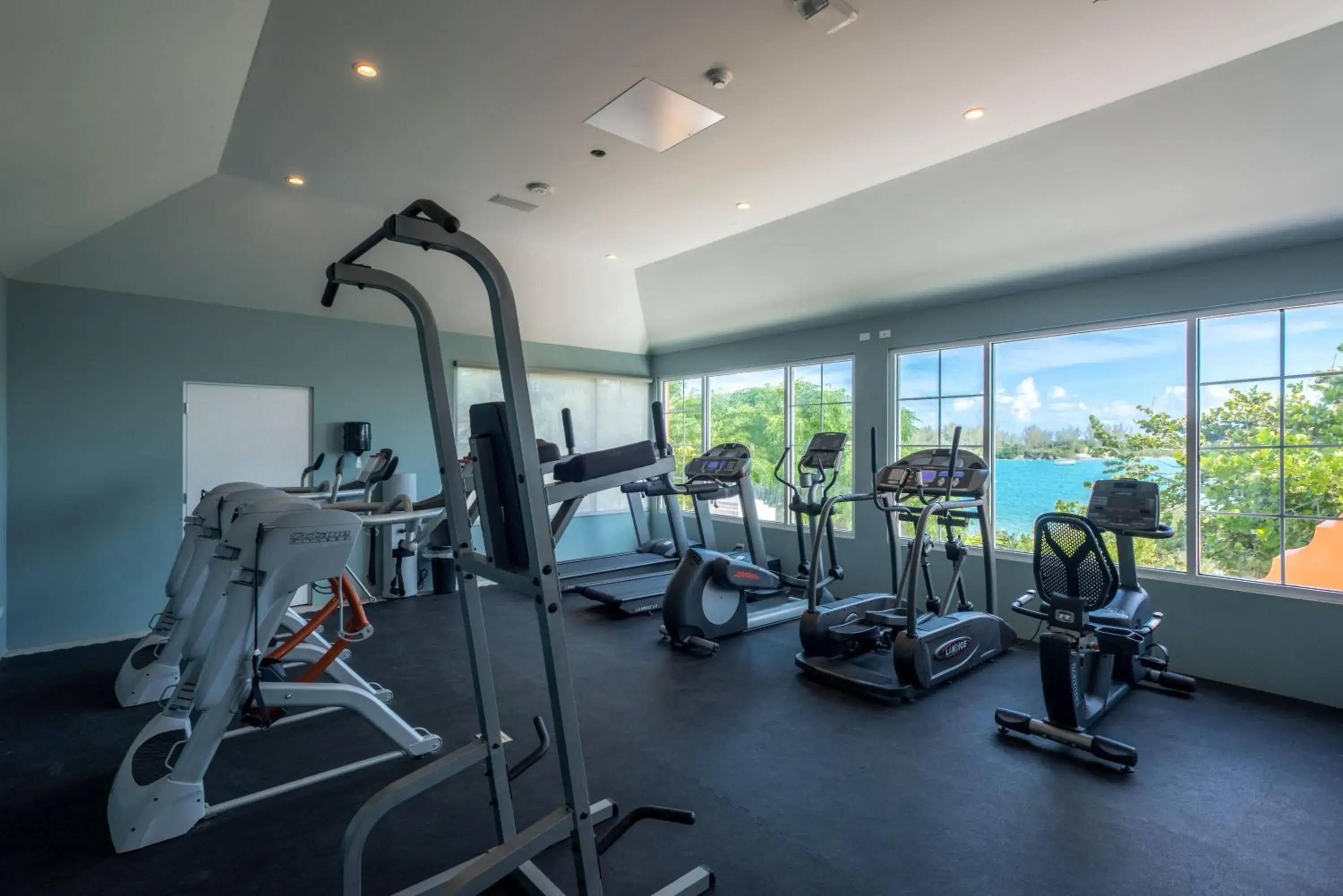 Fitness centre/facilities in Grotto Bay Beach Resort Fitness centre/facilities in Grotto Bay Beach Resort