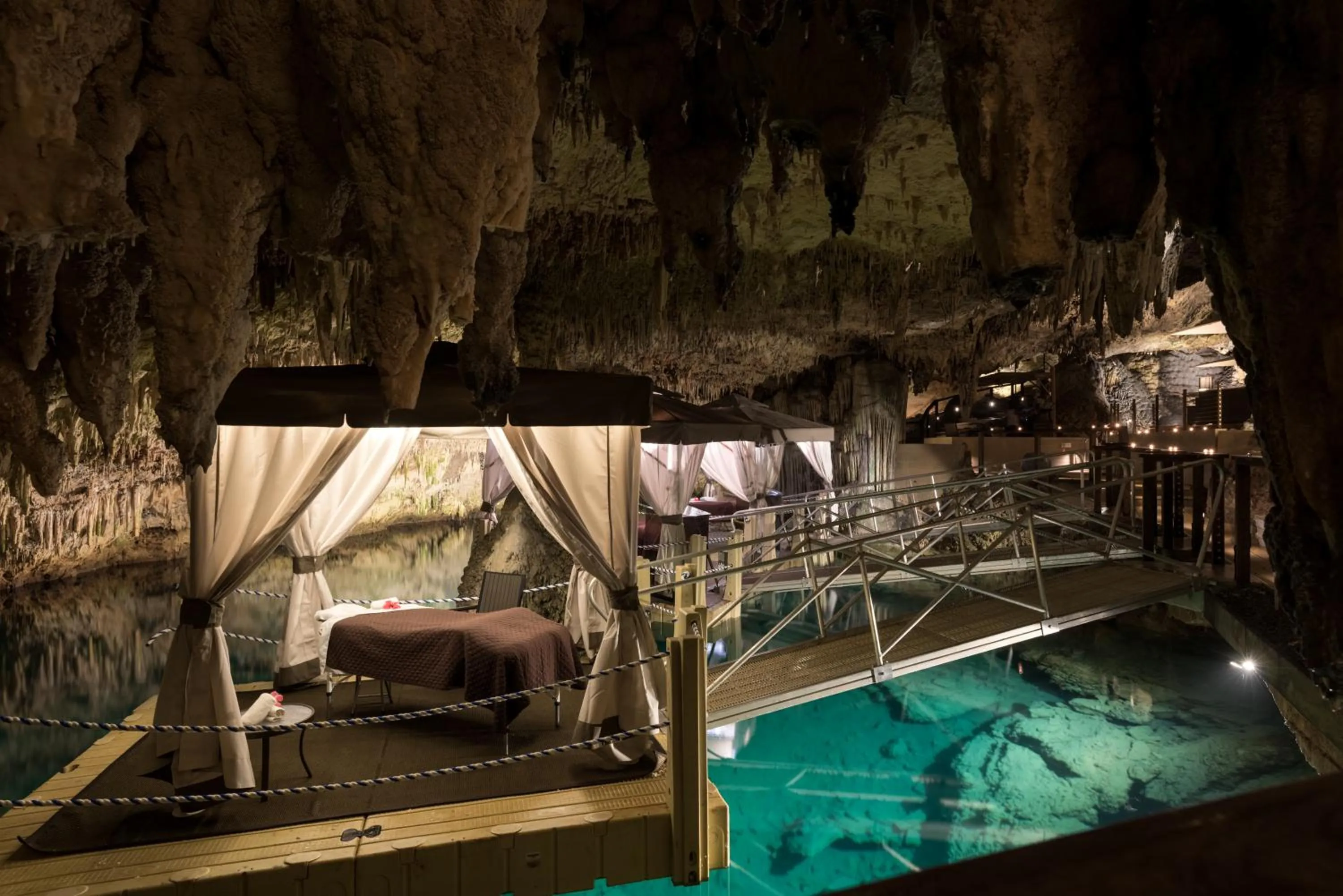 Spa and wellness centre/facilities in Grotto Bay Beach Resort