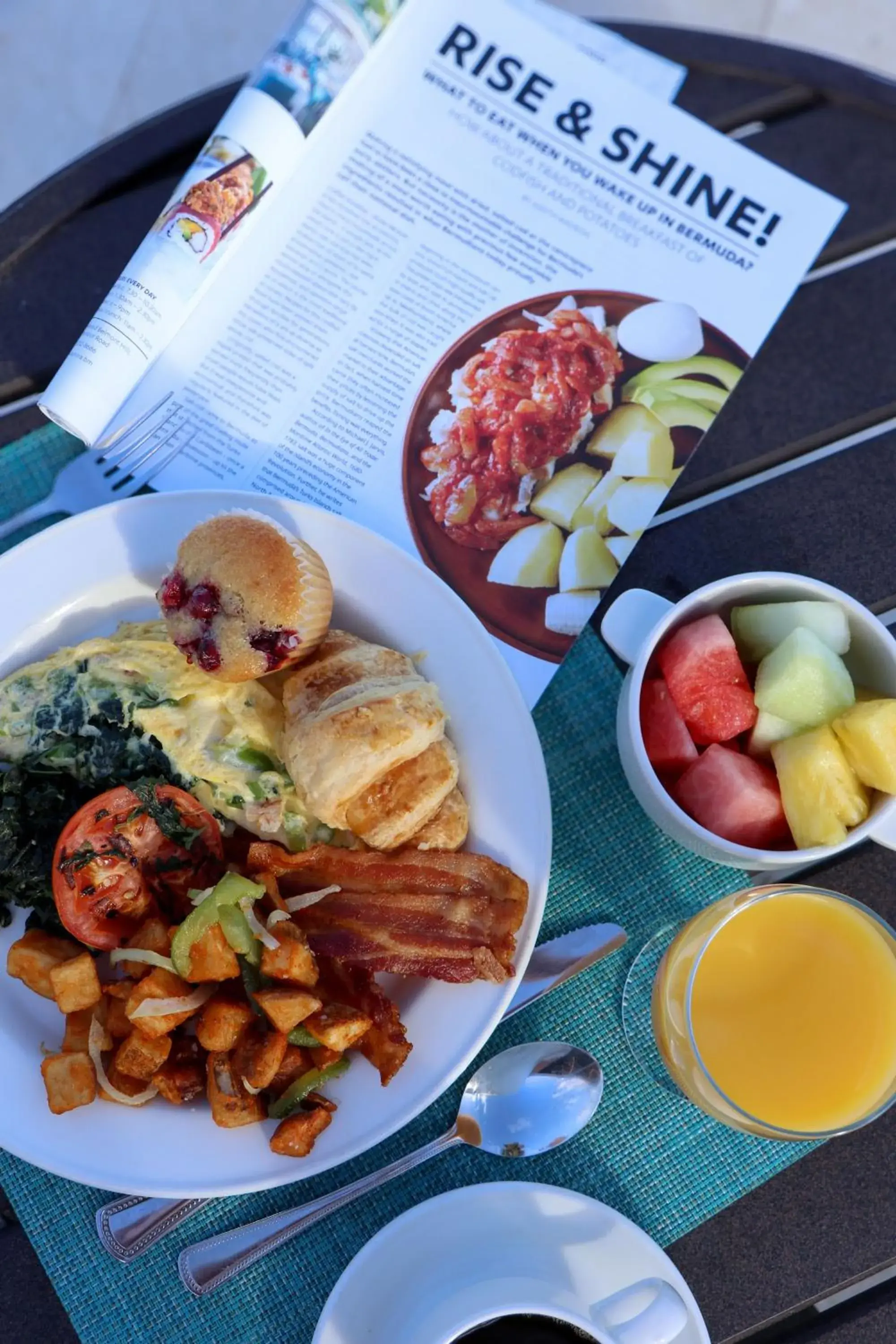 Food in Grotto Bay Beach Resort Food in Grotto Bay Beach Resort