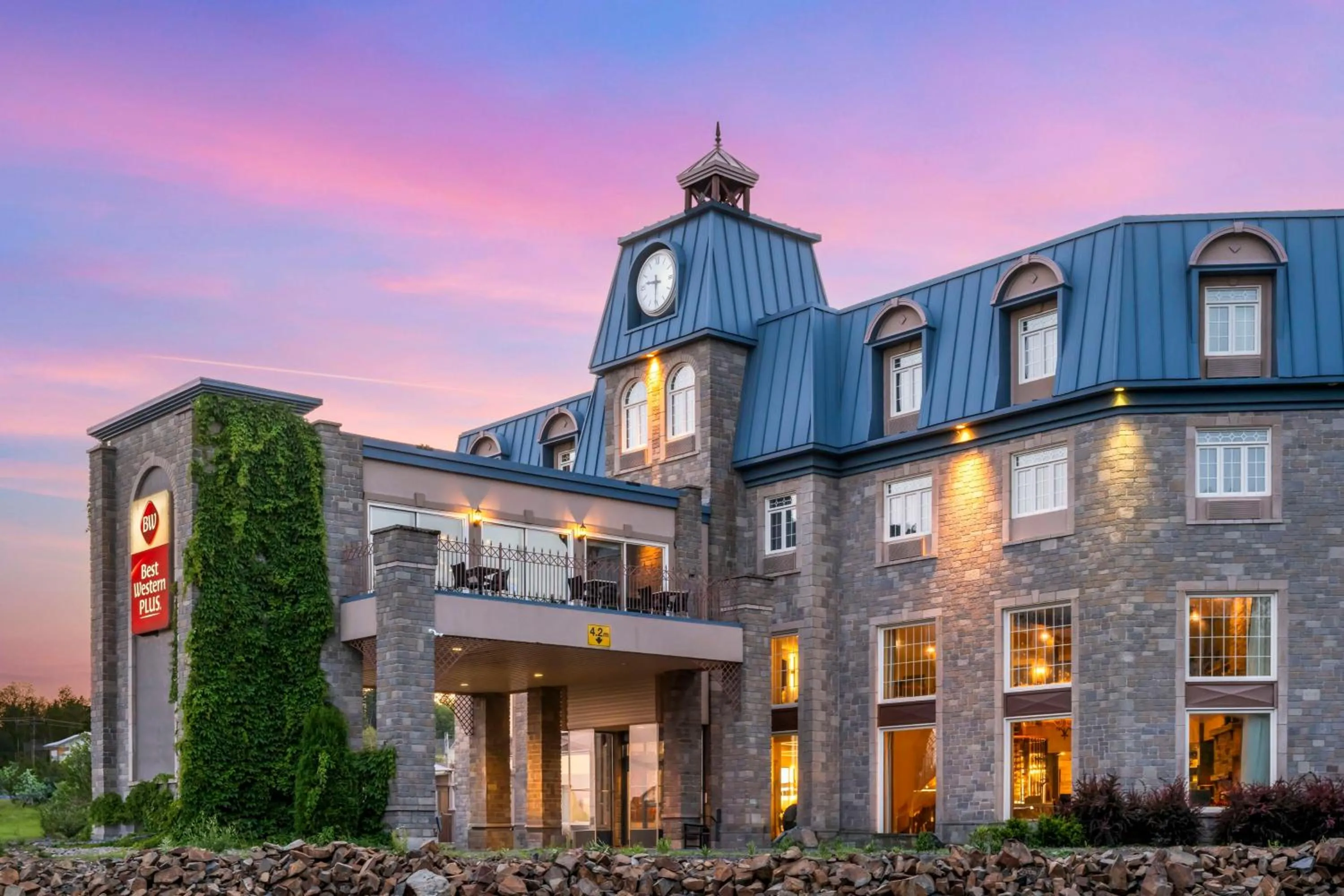 Property building in Best Western Plus Edmundston