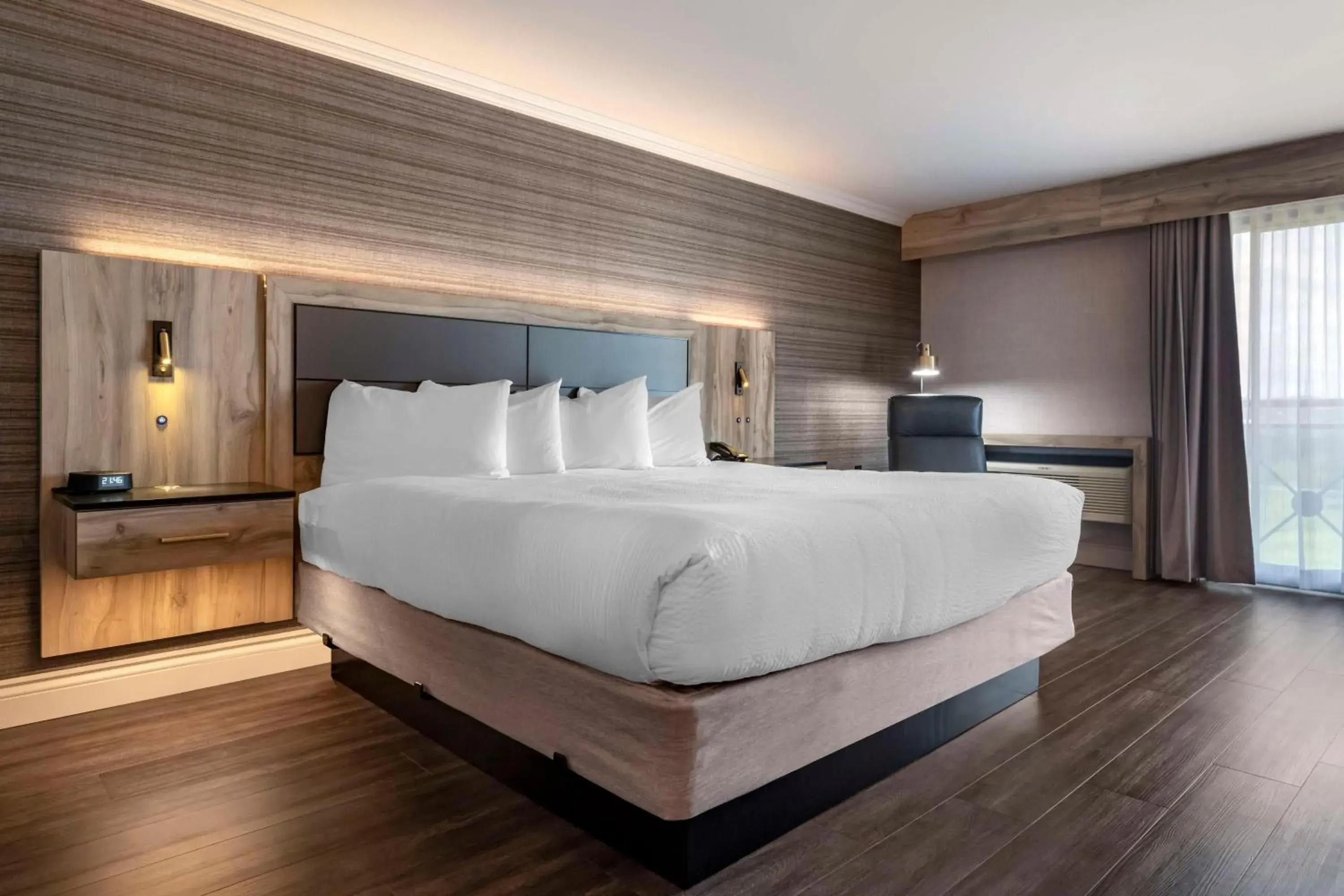 Bedroom, Bed in Best Western Plus Edmundston Bedroom, Bed in Best Western Plus Edmundston