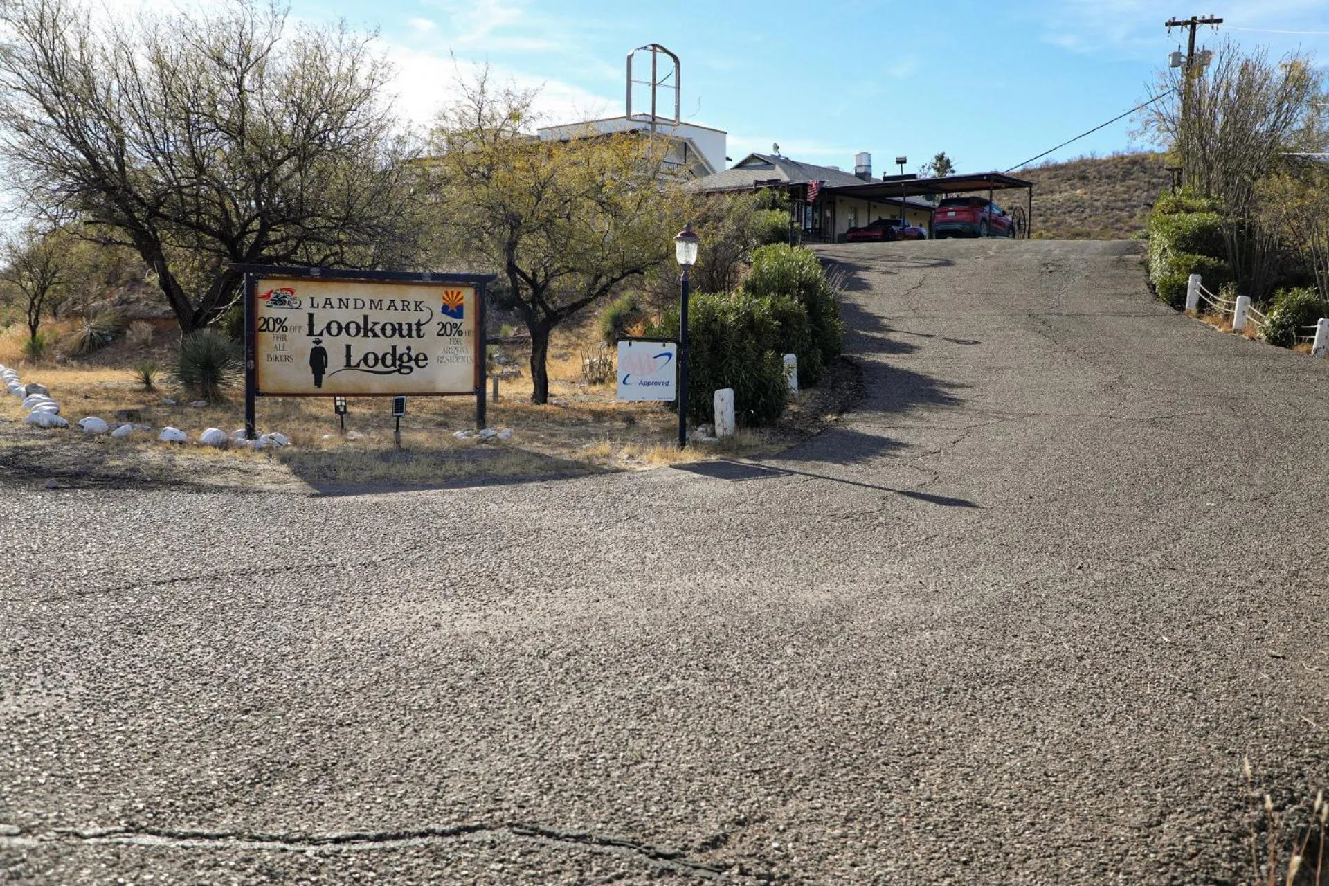 Landmark Lookout Lodge