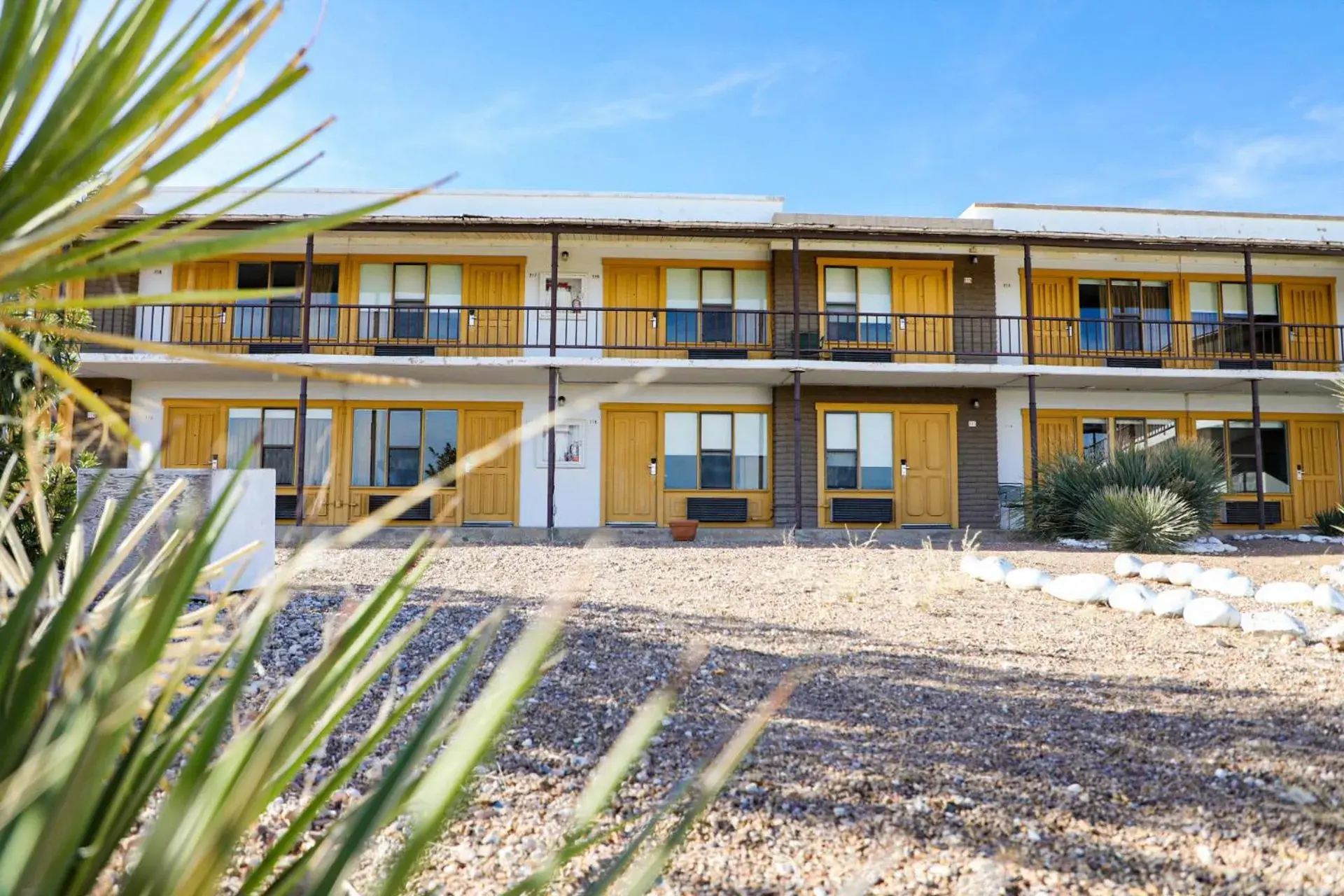 Property building in Landmark Lookout Lodge Property building in Landmark Lookout Lodge