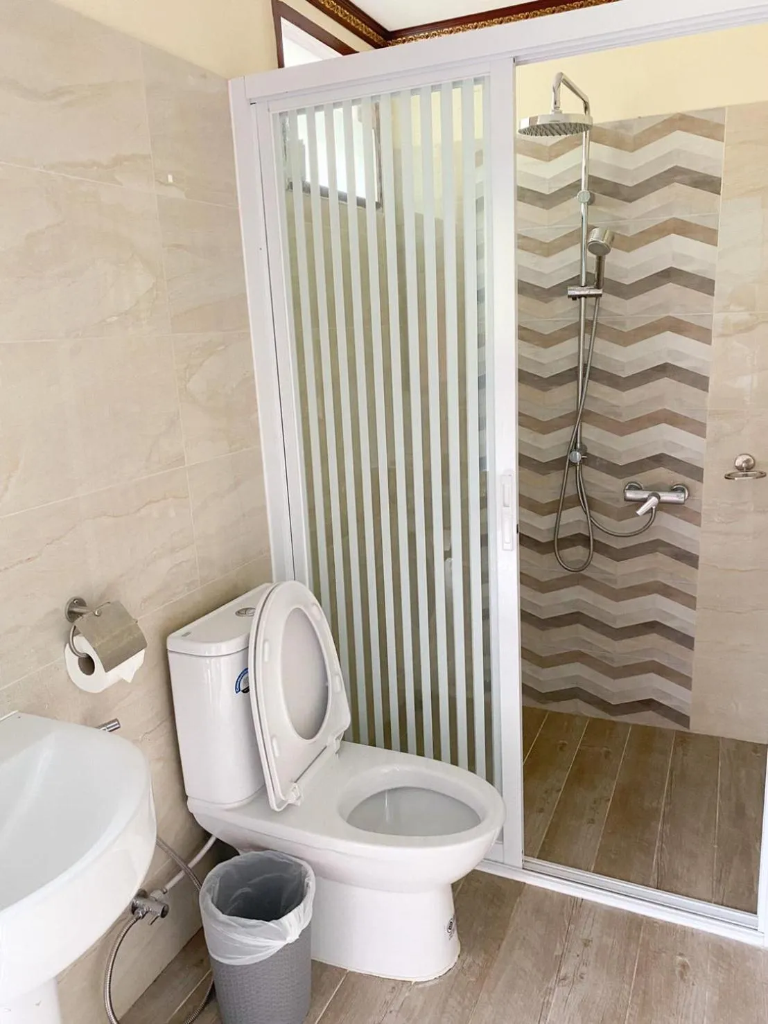 Bathroom in Suan Sai Yok Resort