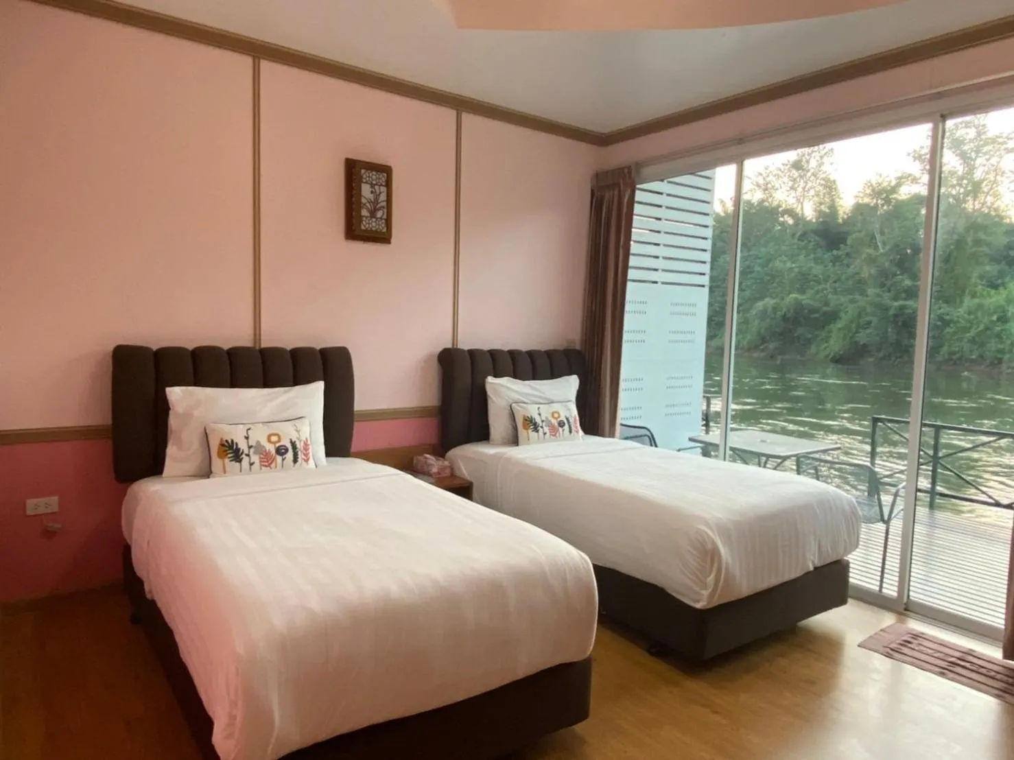 Bed in Suan Sai Yok Resort