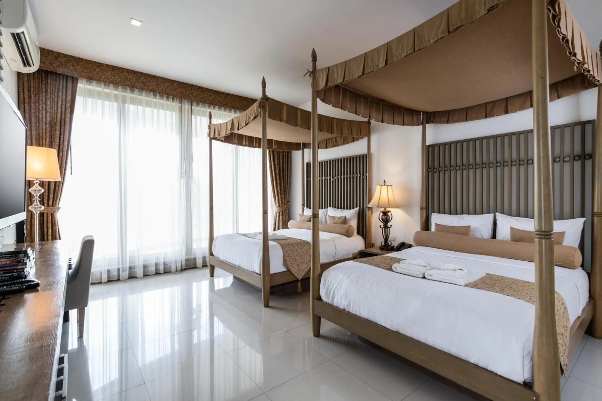 Photo of the whole room, Bed in Suan Sai Yok Resort
