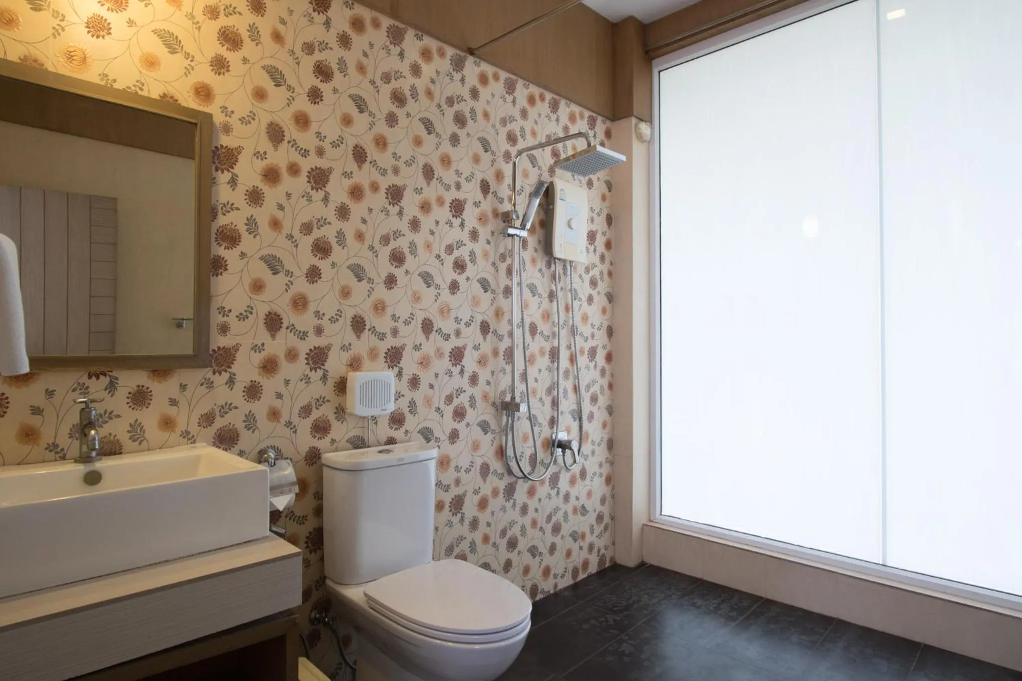 Bathroom in Suan Sai Yok Resort